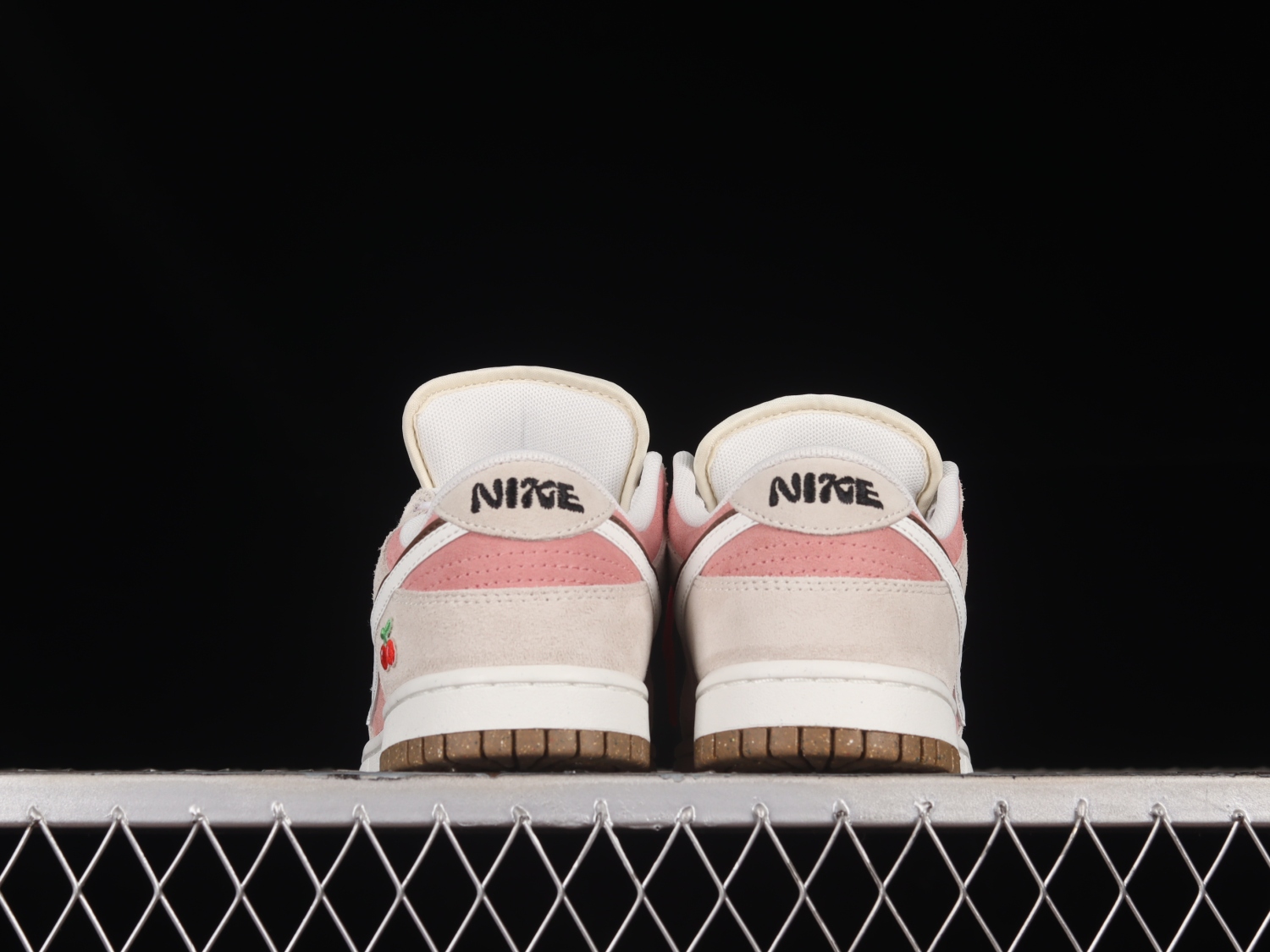 Nike Dunk Low SE 85 Cherry Blossom DO9457-121
