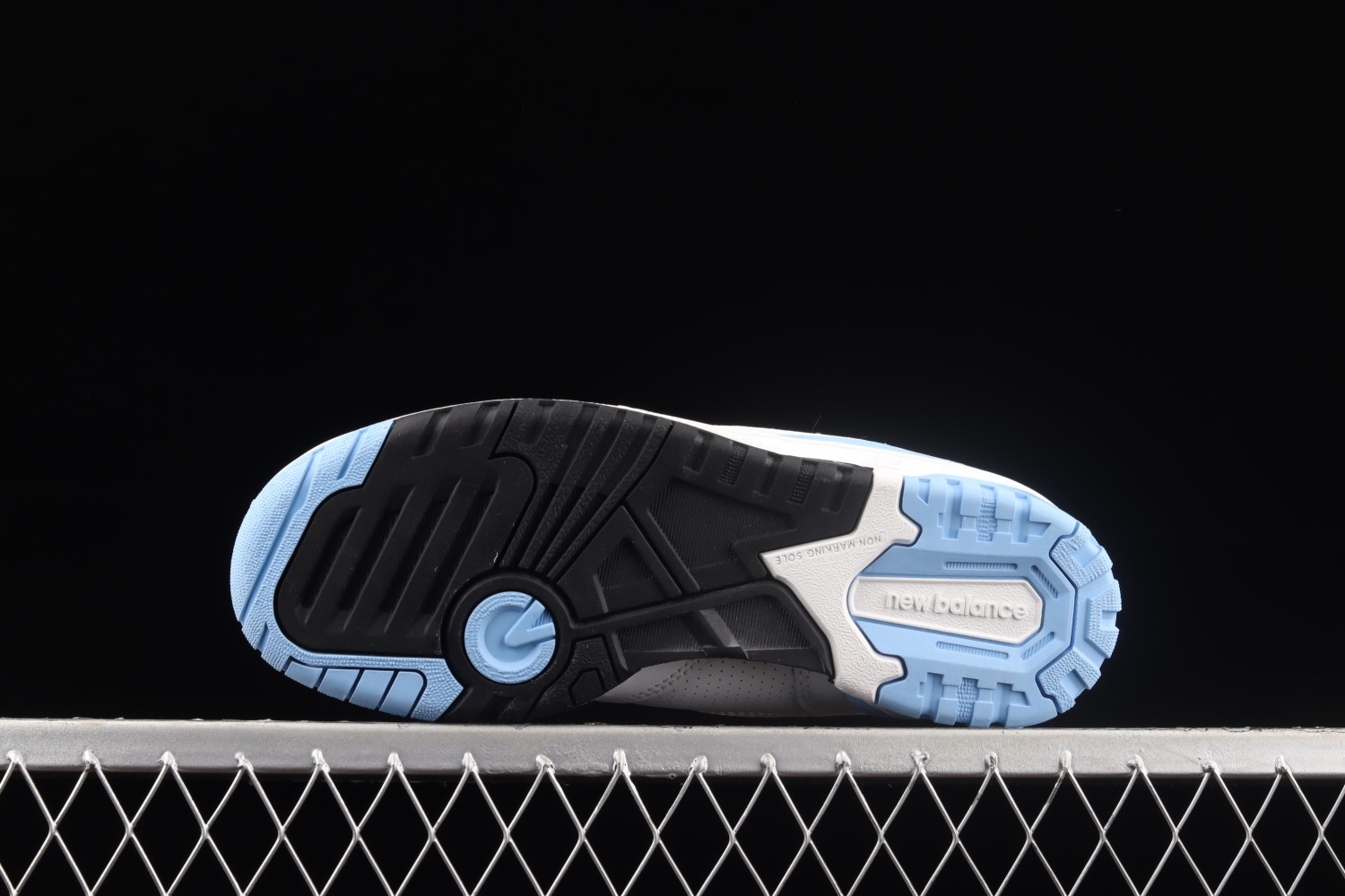 New Bal*nce 550 UNC White University Blue BB550HL1