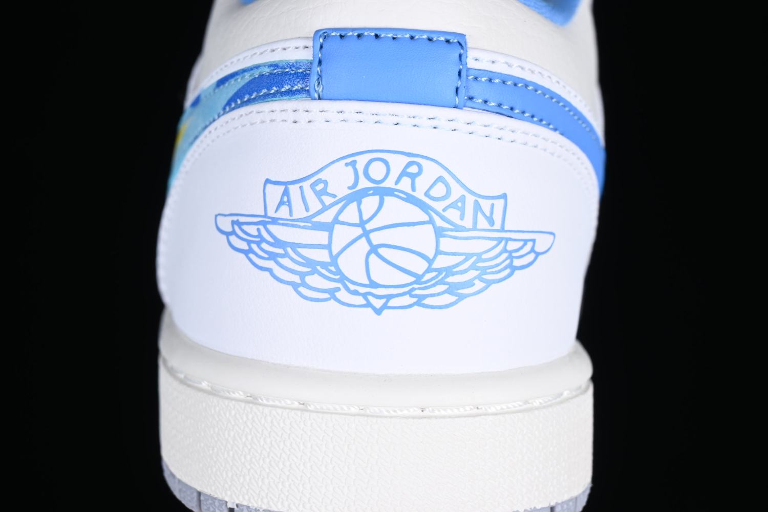 Jordan 1 Low SE Just Skate University Blue FJ7219-441