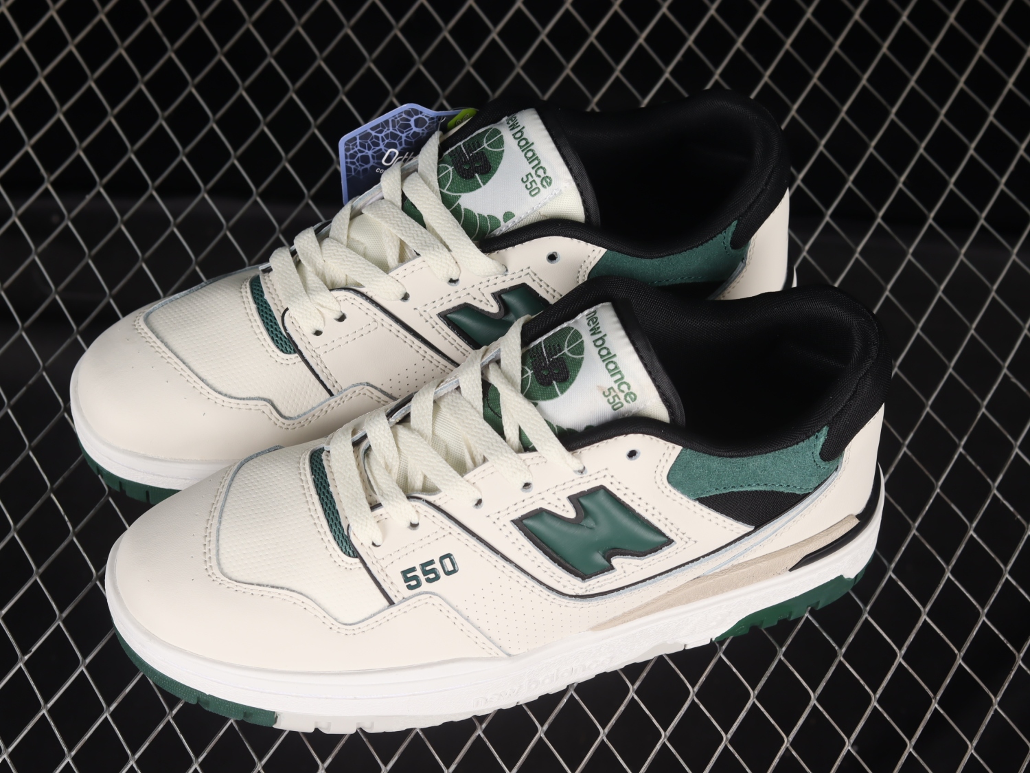 New Bal*nce 550 Sea Salt Pine Green BB550VTC