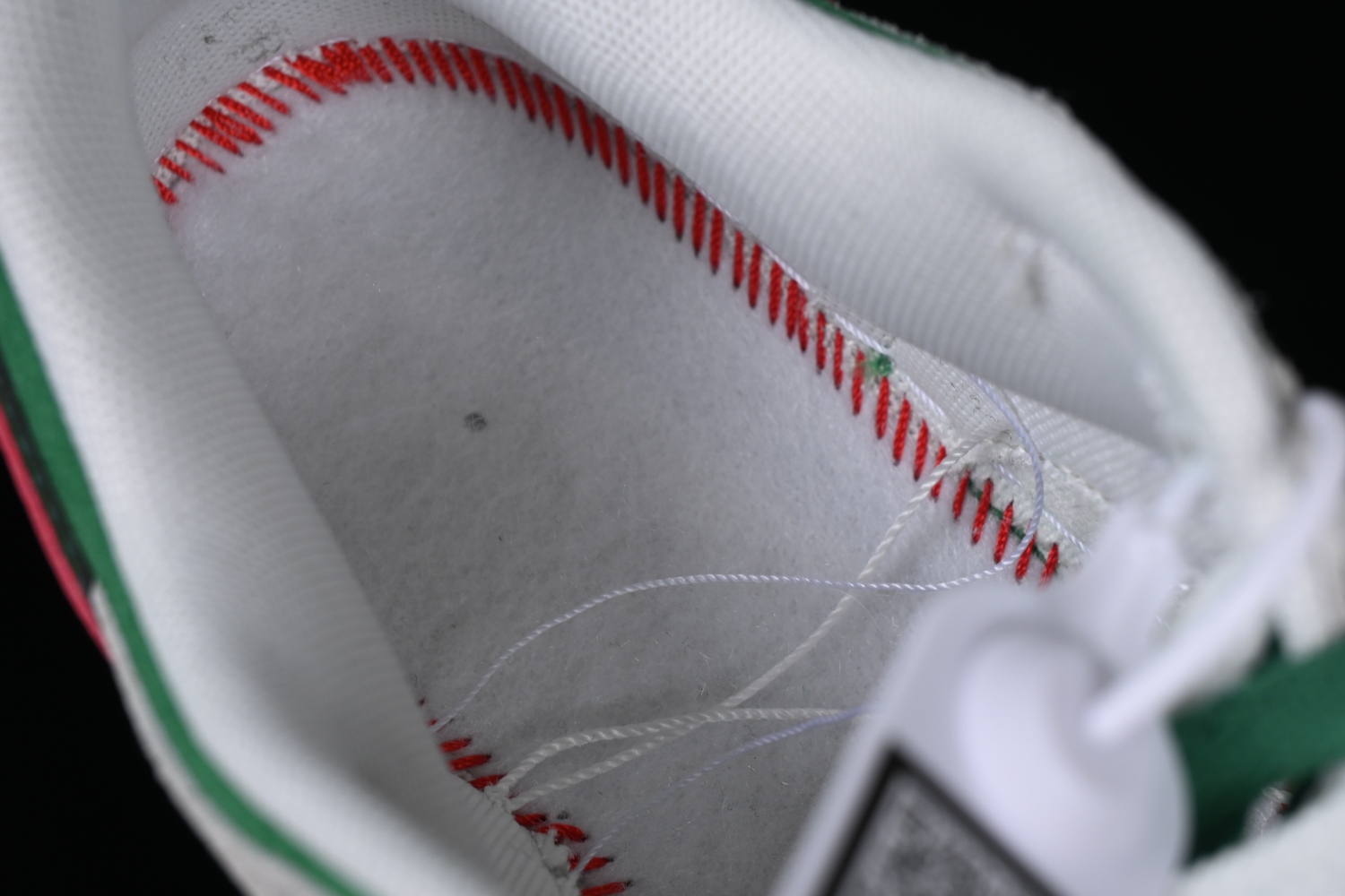 Nk SB Dunk Low  85   DO9457-137