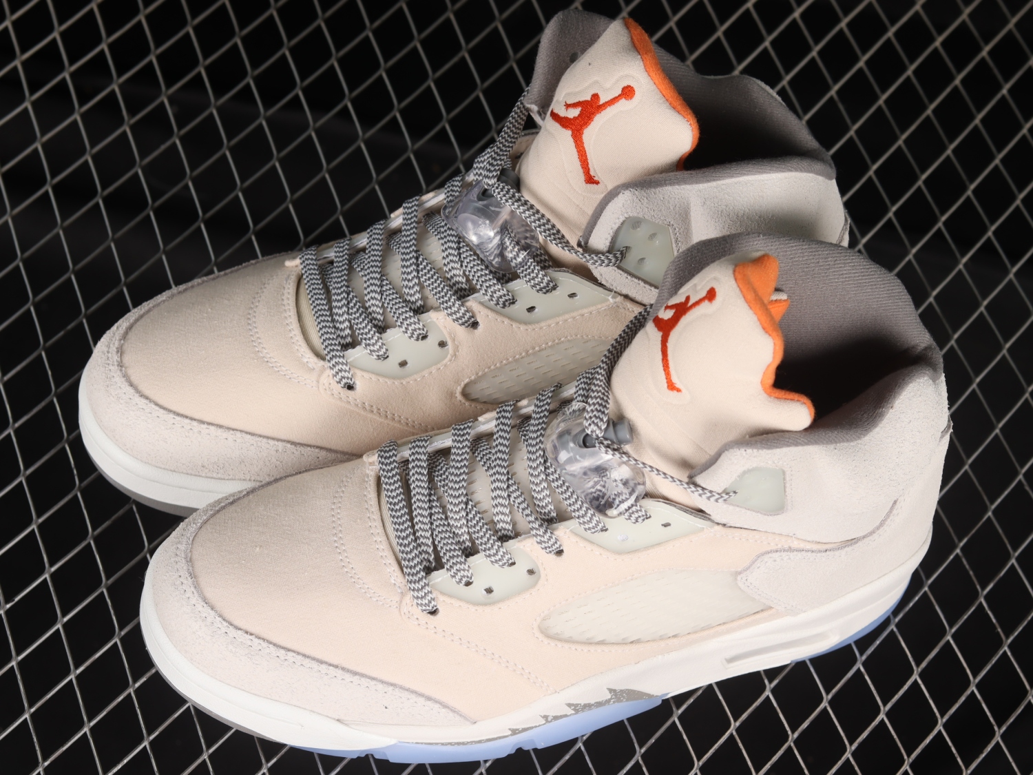 Jordan 5 Retro SE Craft Light Orewood Brown FD9222-180