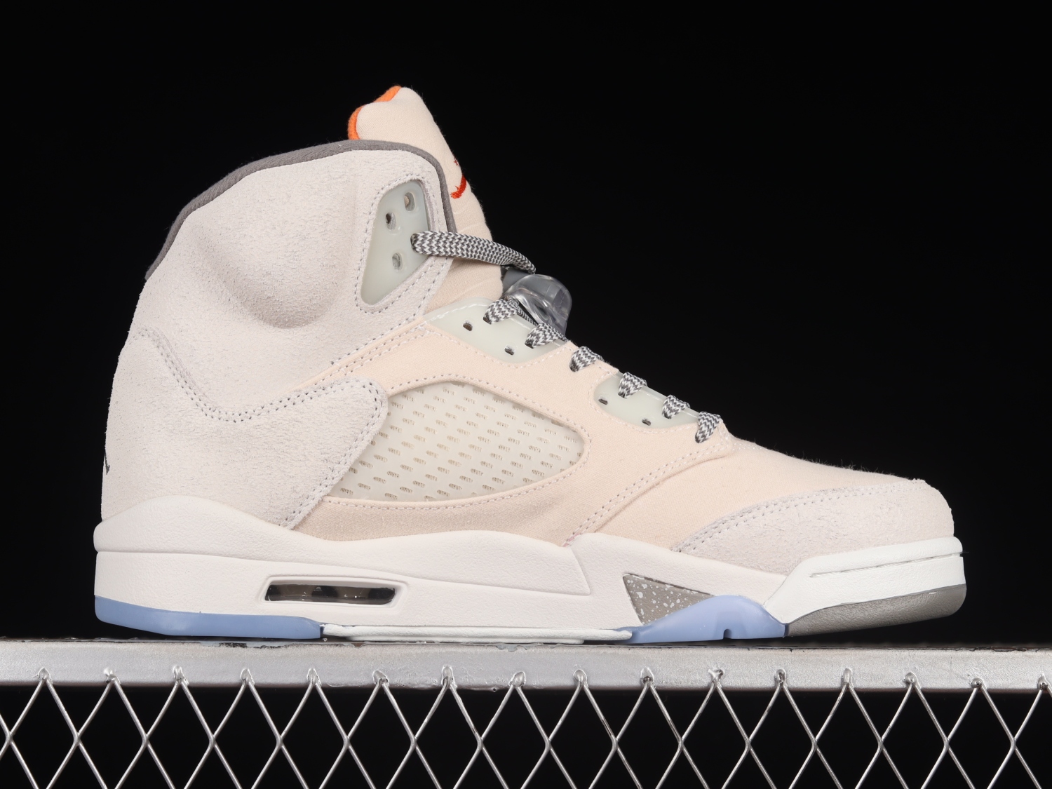 Jordan 5 Retro SE Craft Light Orewood Brown FD9222-180