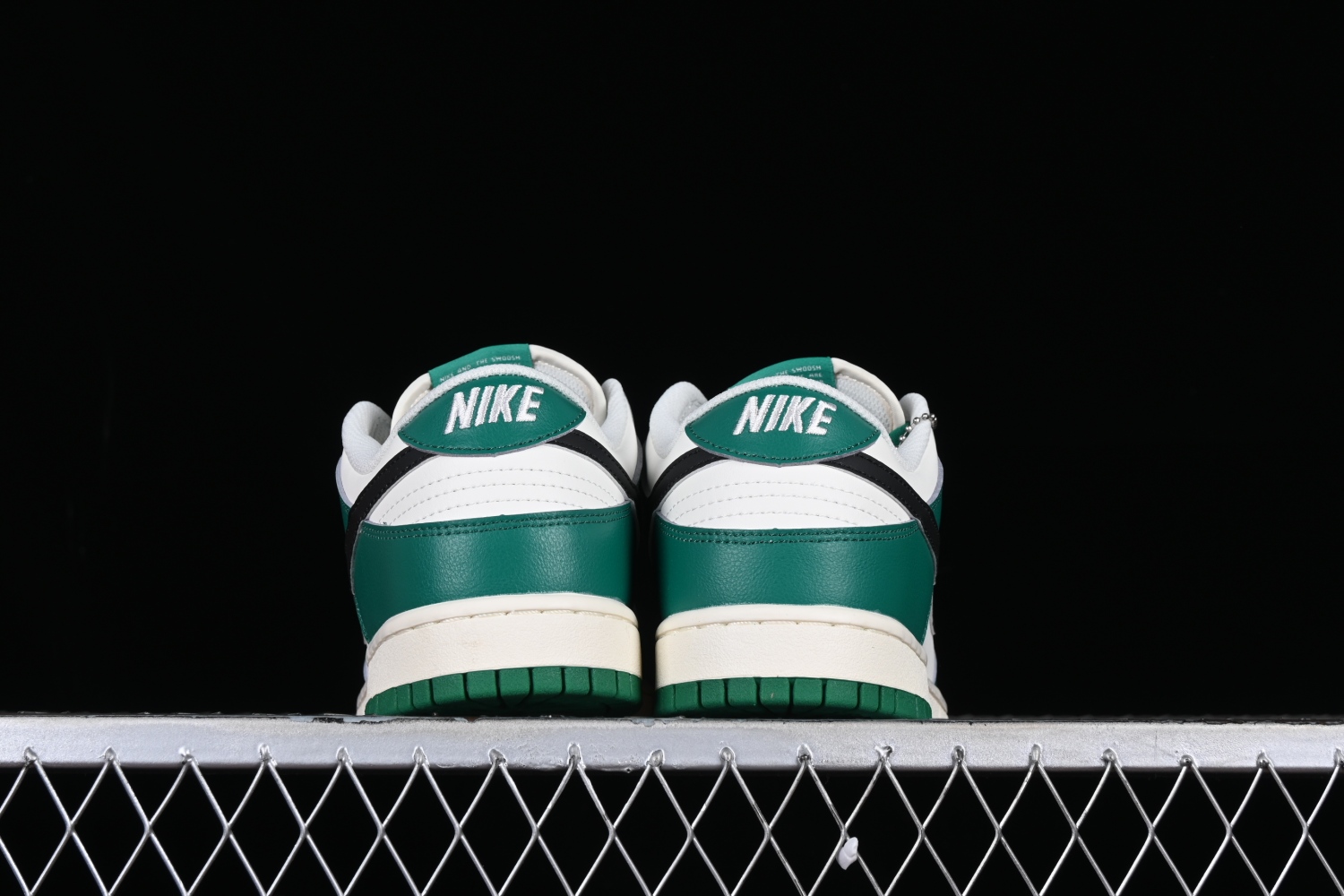 Nike Dunk Low SE Lottery Pack Malachite Green DR9654-100