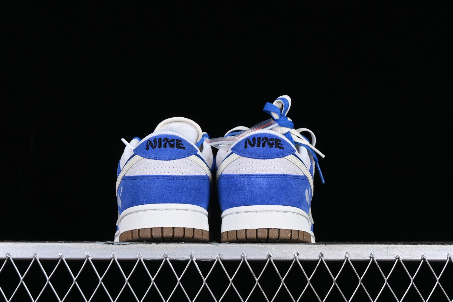 Nk SB Dunk Low  85  DO9457-139