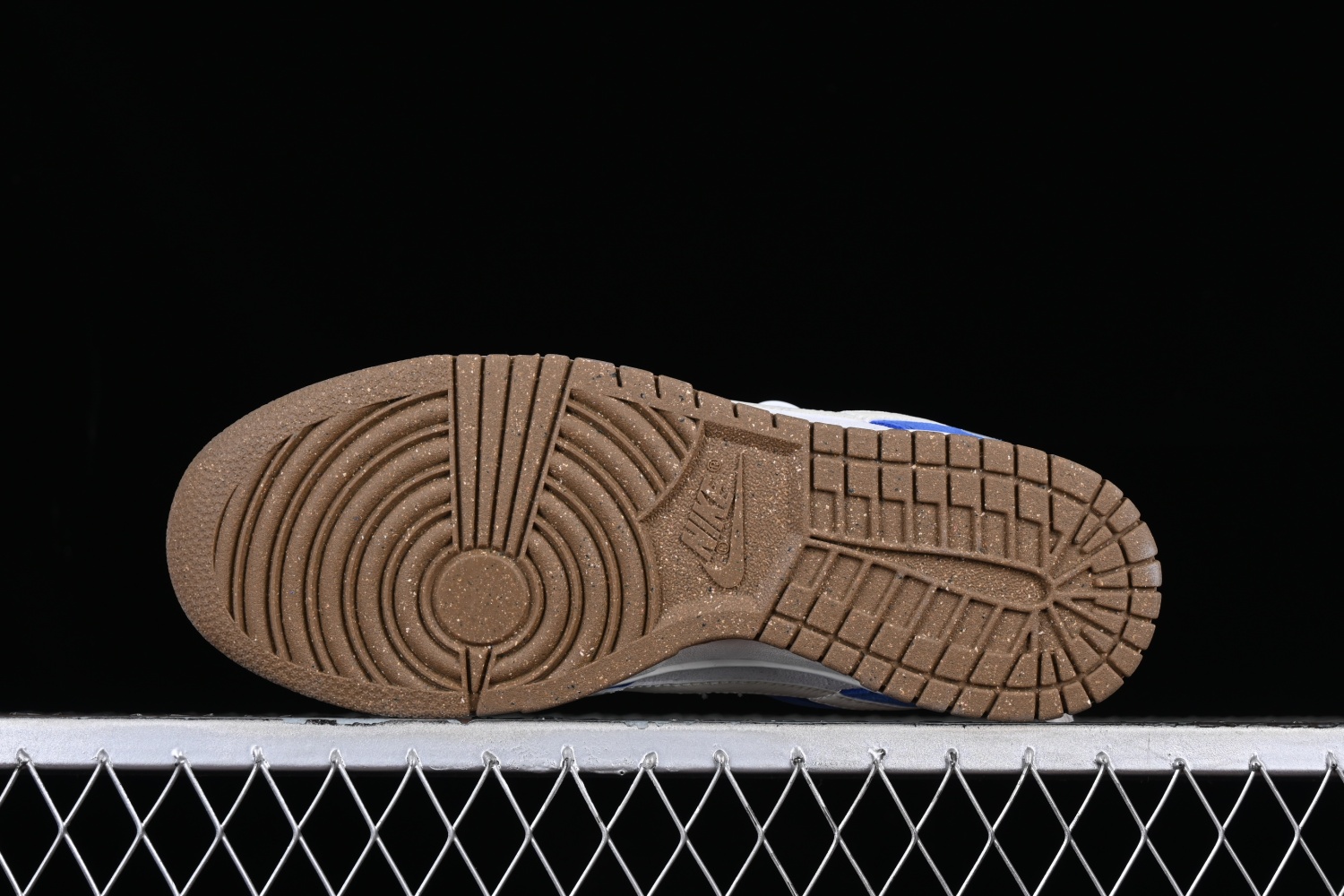 Nk SB Dunk Low  85  DO9457-139