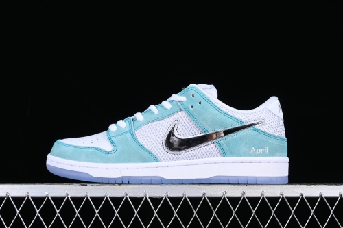 April Skateboards x Nk SB Dunk Low FD2562-400