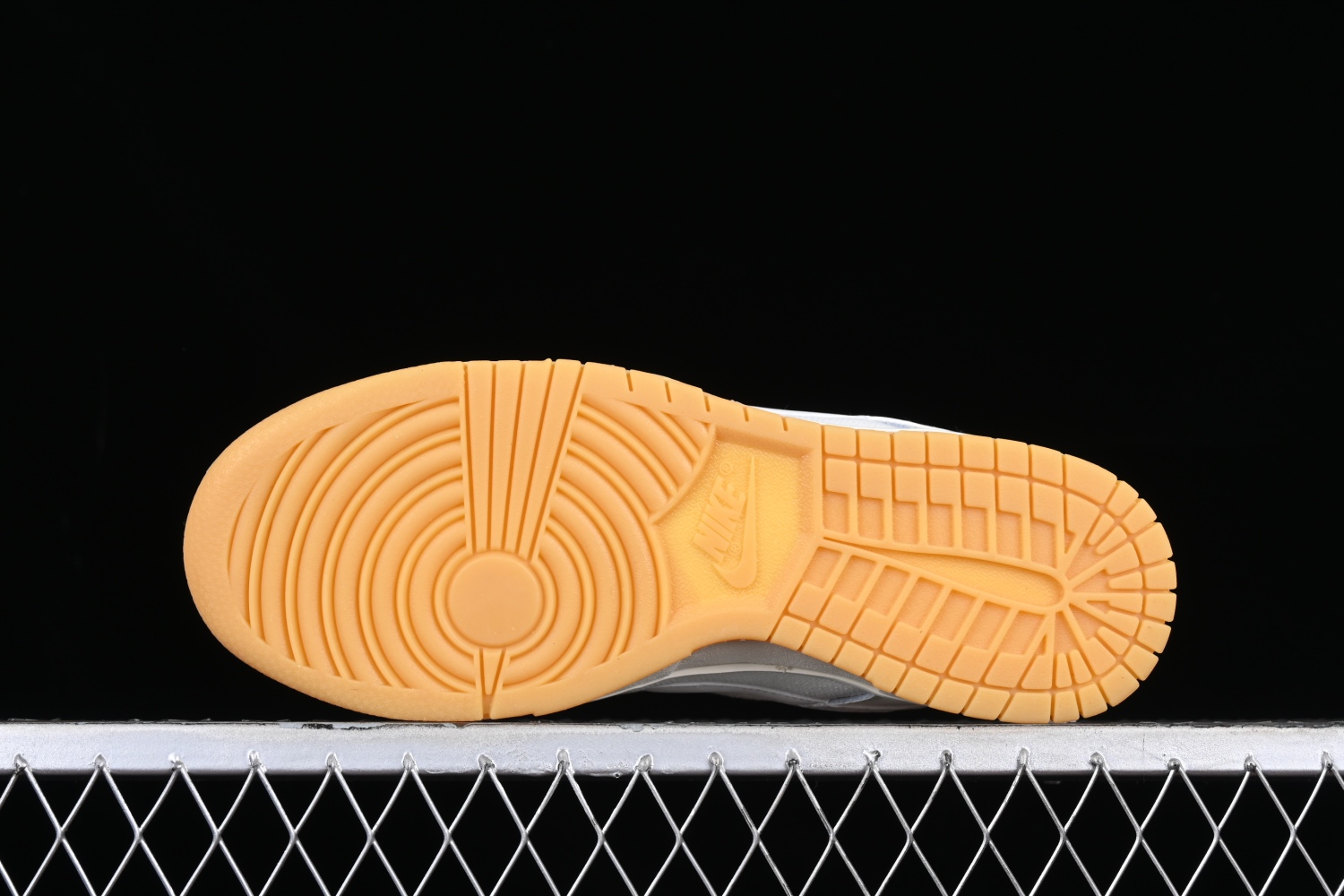 Nike Dunk Low SE Patchwork If Lost Return To FJ5475-100