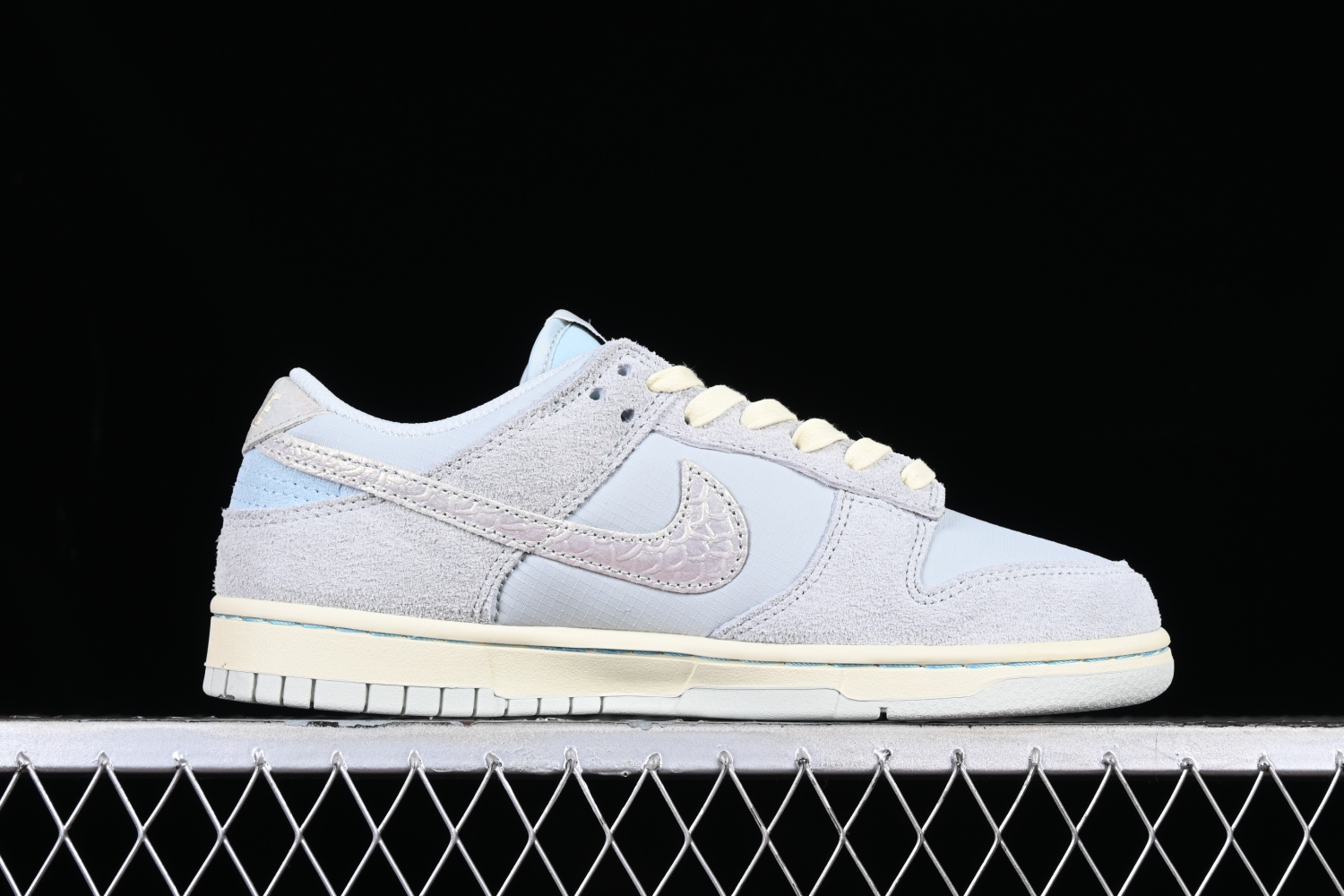 Nike Dunk Low Gone Fishing  DV7210-001