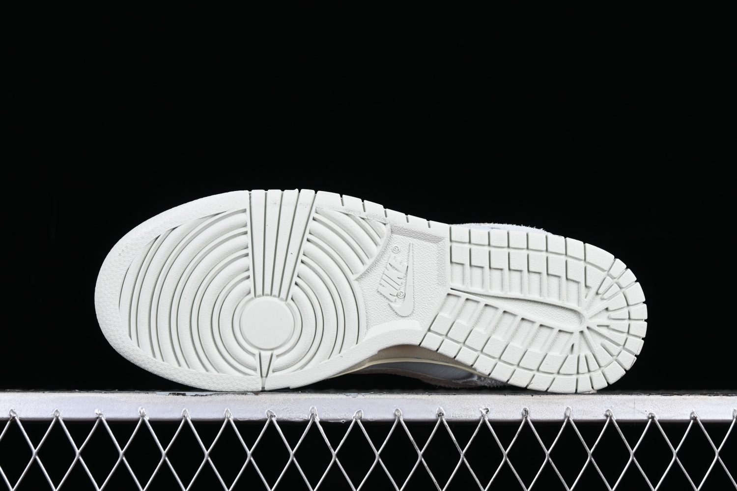Nike Dunk Low Gone Fishing  DV7210-001