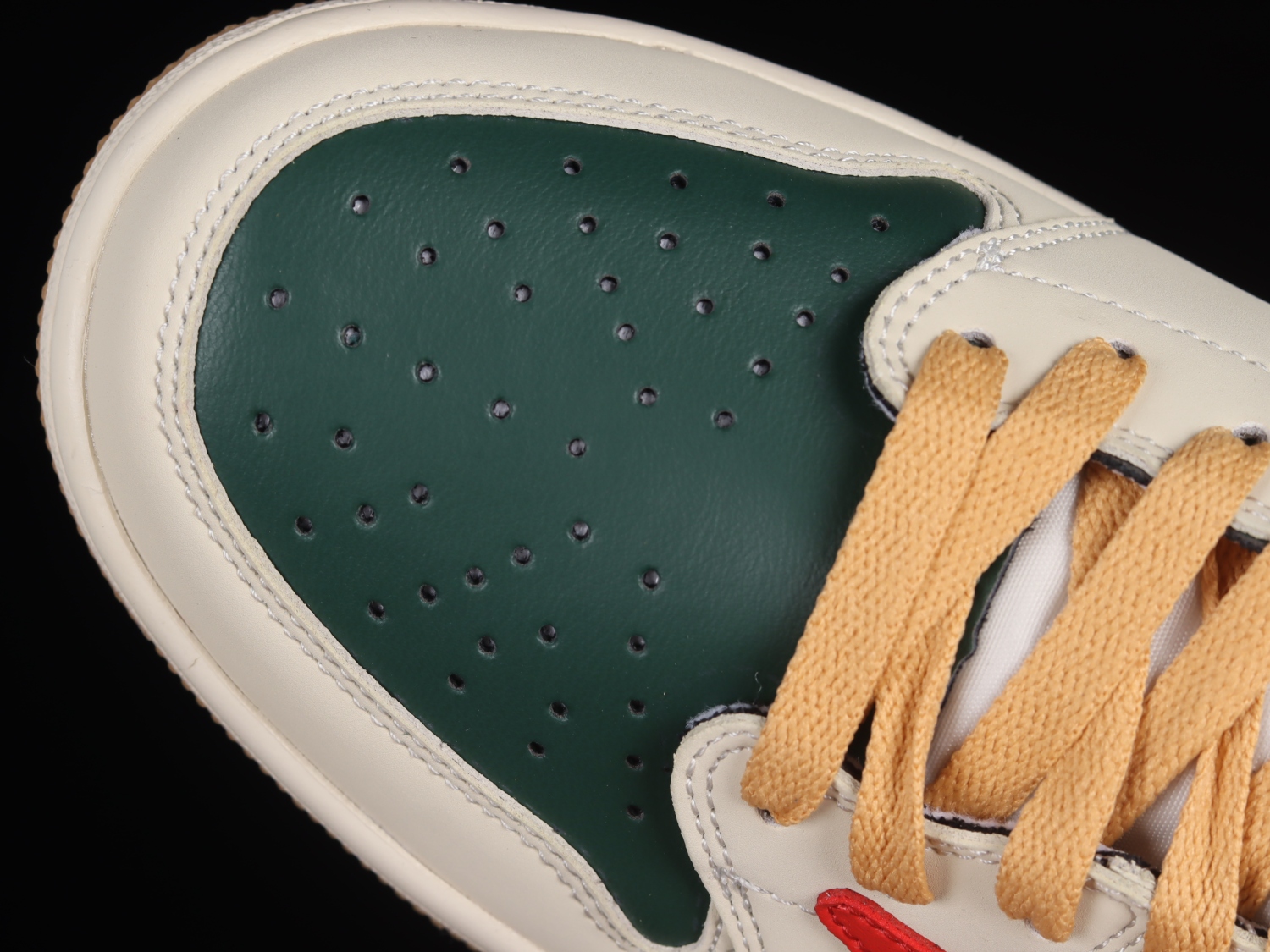 Travis Scott x Air Jordan 1 AJ1 DM7866-801