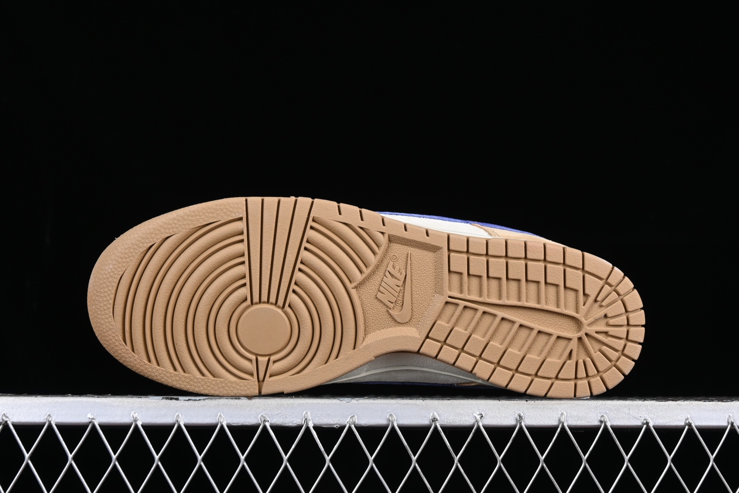 Nk Dunk Low SB 304714-741