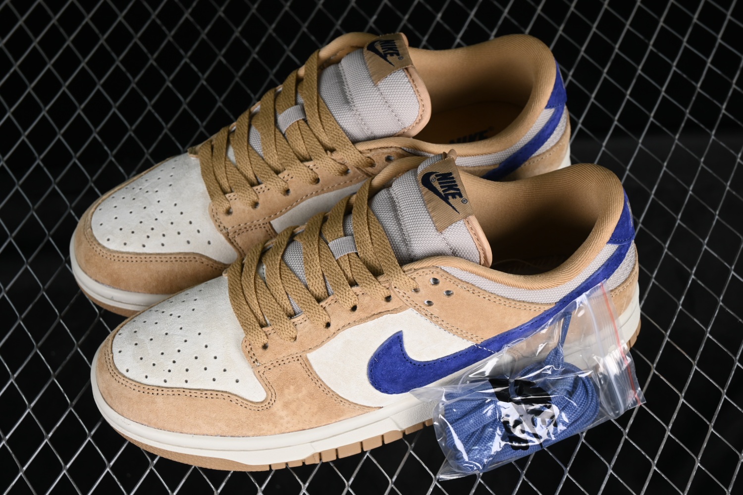 Nk Dunk Low SB 304714-741