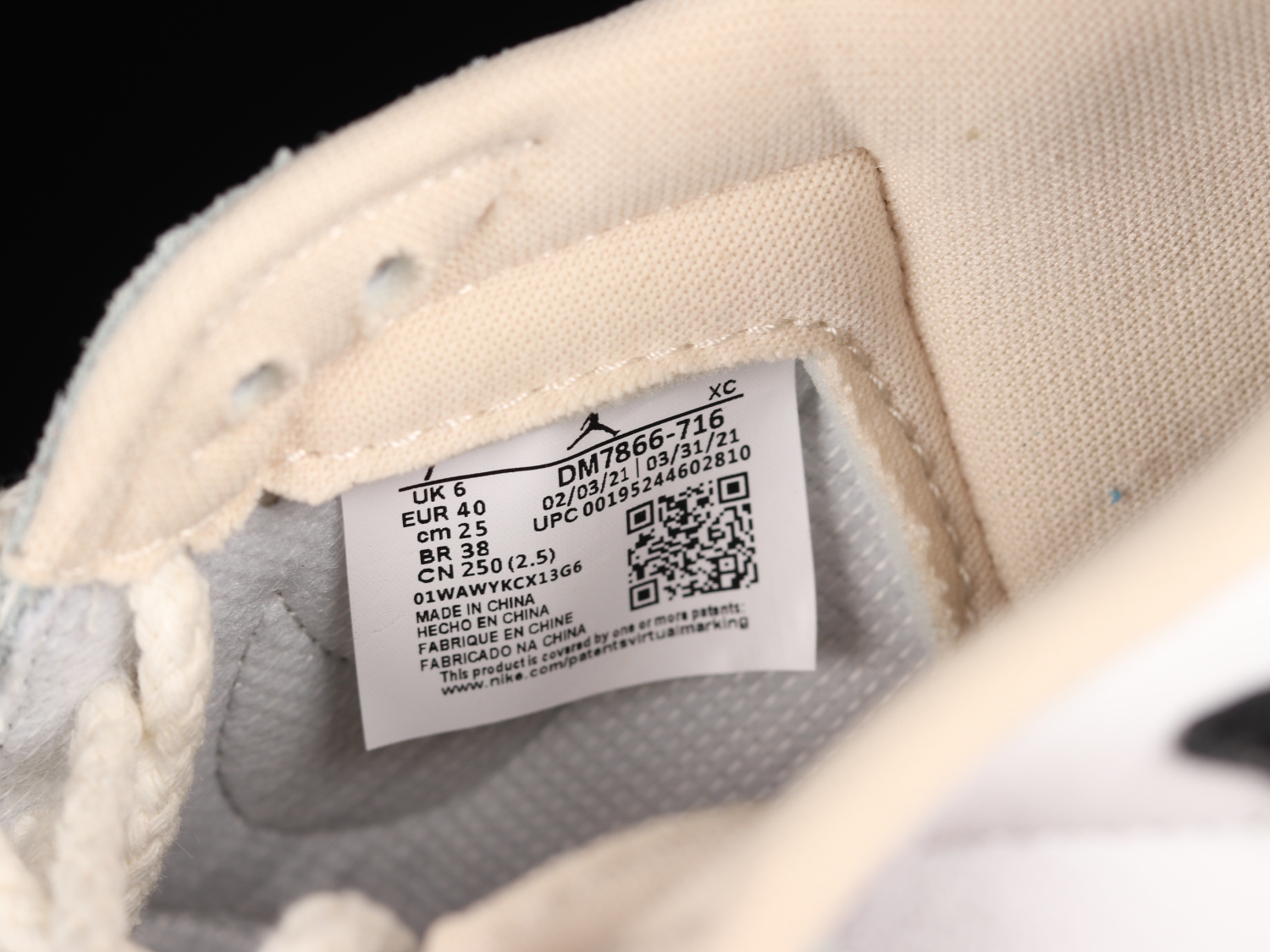 Travis Scott x Air Jordan 1 Low OG AJ1 DM7866-716