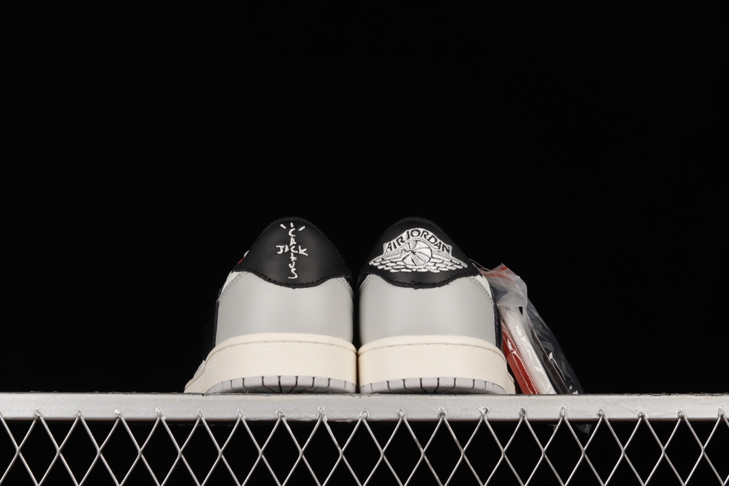 Travis Scott x Air Jordan 1 AJ1 DM7866-133
