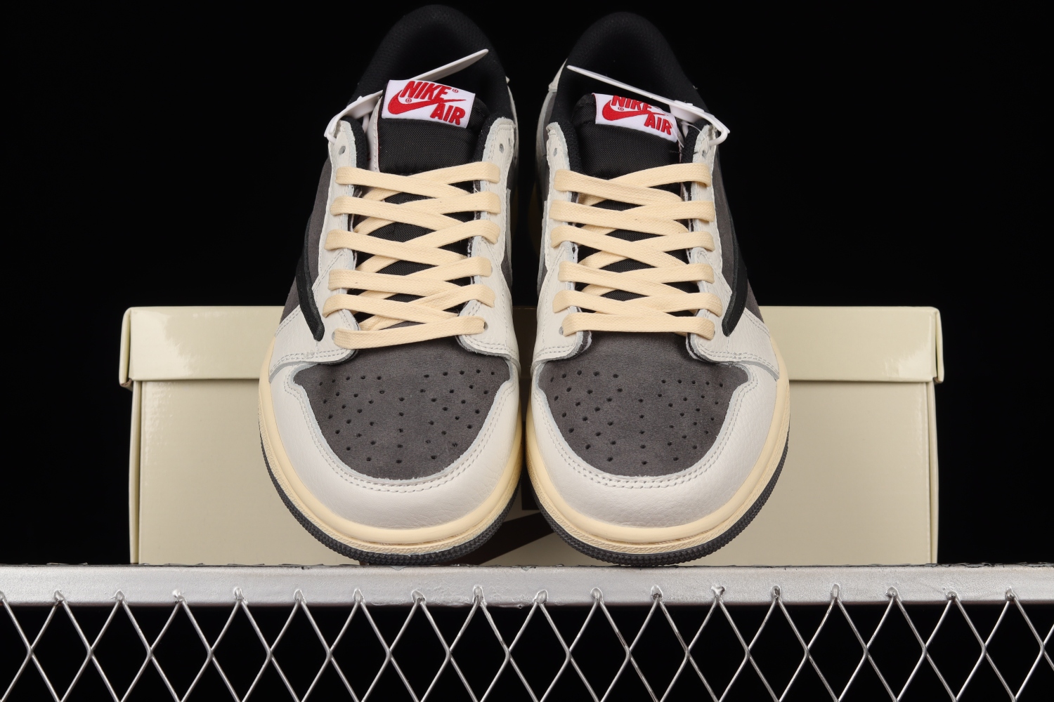Travis Scott x Air Jordan 1 Low OG AJ1 DM7866-165