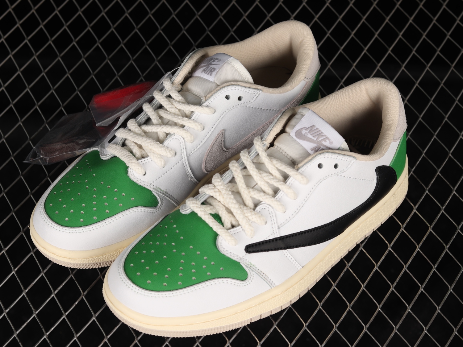 Travis Scott x Air Jordan 1 Low OG AJ1 DM7866-716