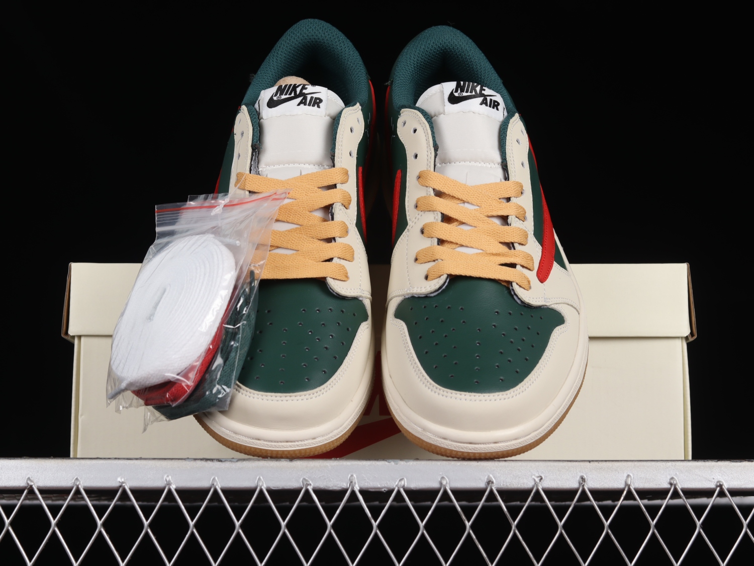 Travis Scott x Air Jordan 1 AJ1 DM7866-801