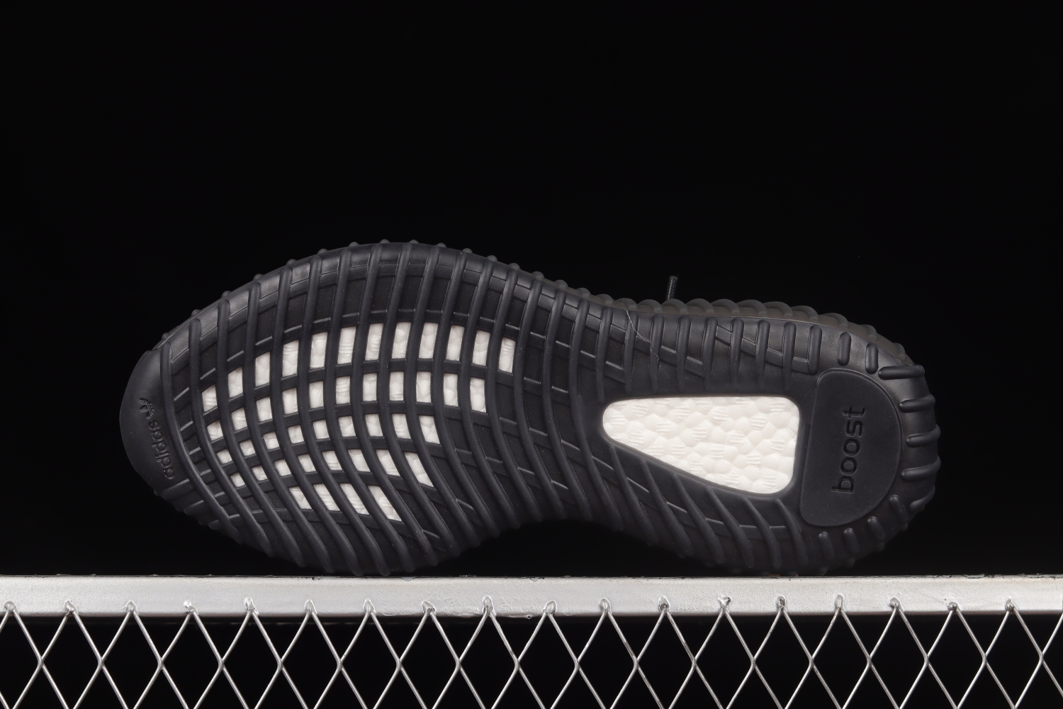 adidas Yeezy Boost 350 V2 Onyx HQ4540