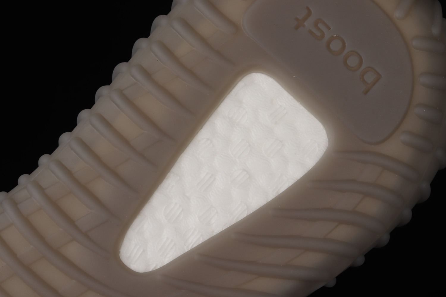 adidas Yeezy Boost 350 V2 Beluga Reflective GW1229