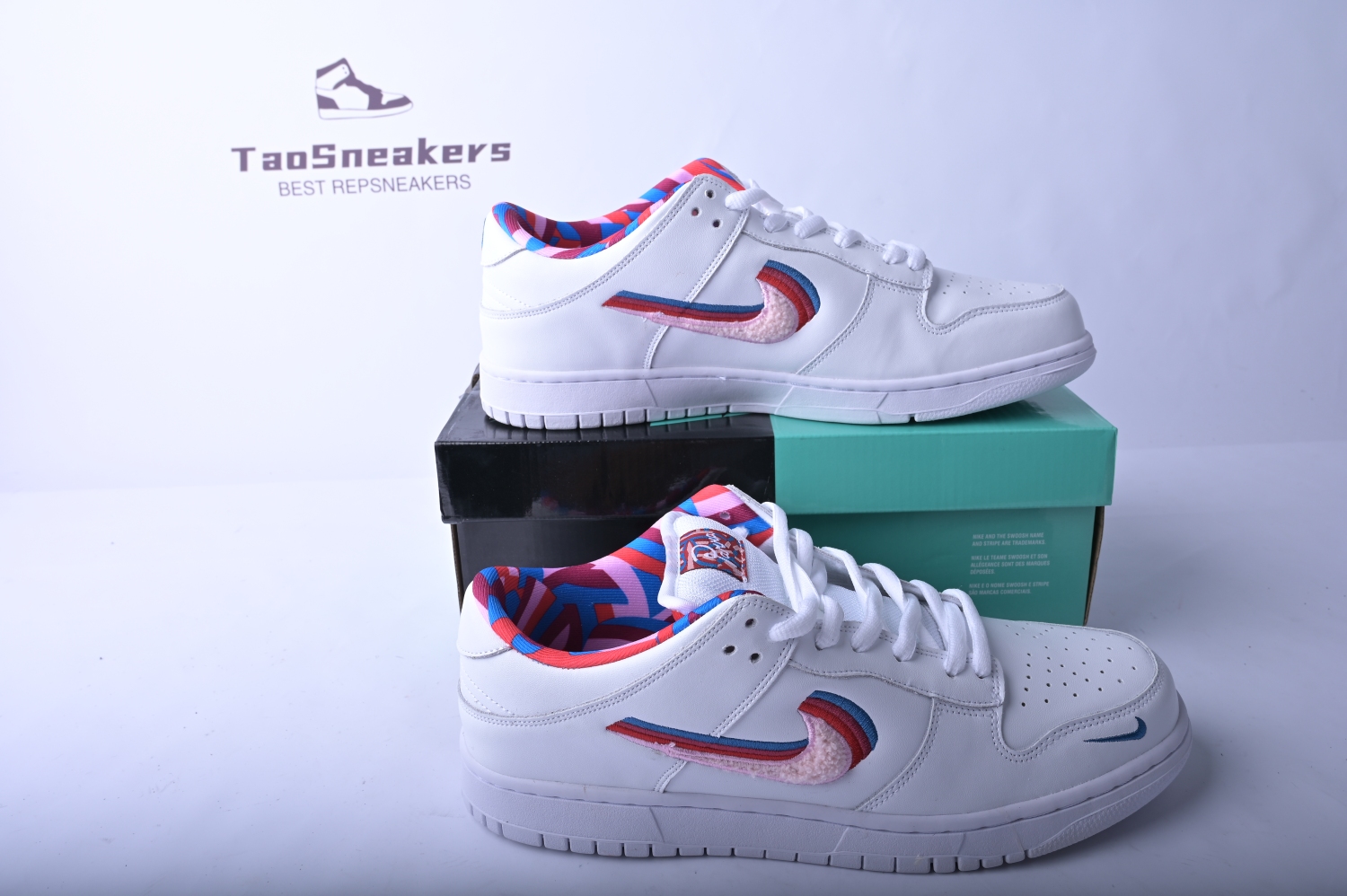 Nike SB Dunk Low Parra CN4504-100