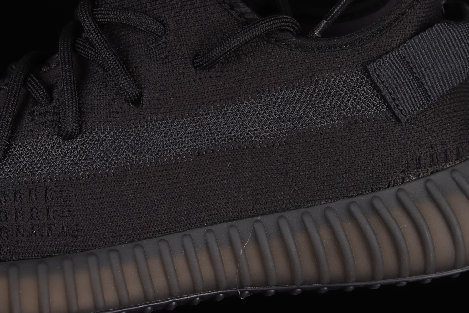 adidas Yeezy Boost 350 V2 Onyx HQ4540