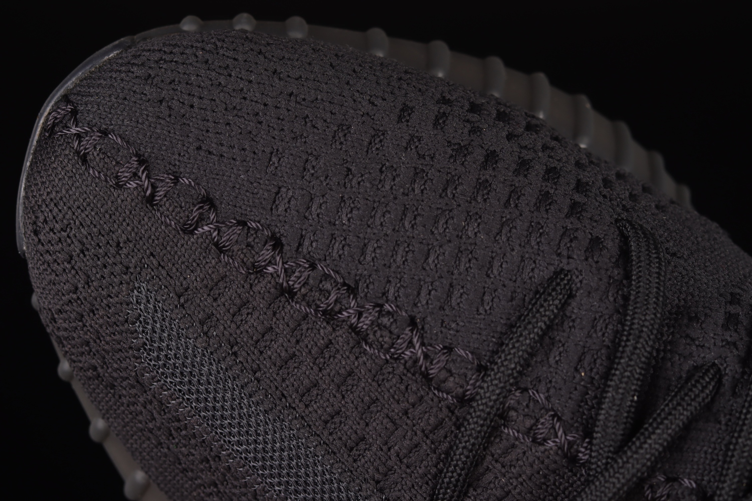 adidas Yeezy Boost 350 V2 Onyx HQ4540