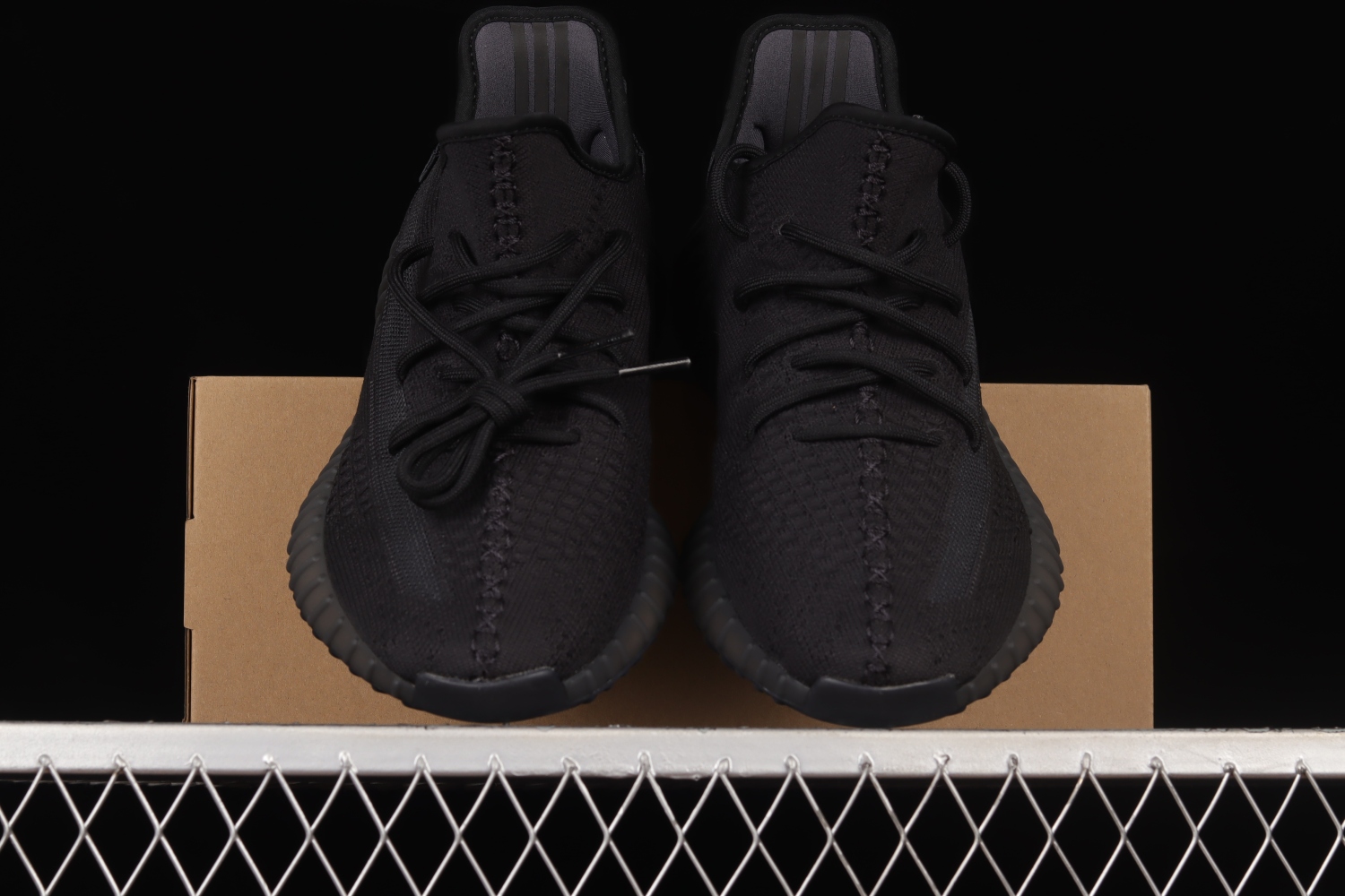 adidas Yeezy Boost 350 V2 Onyx HQ4540