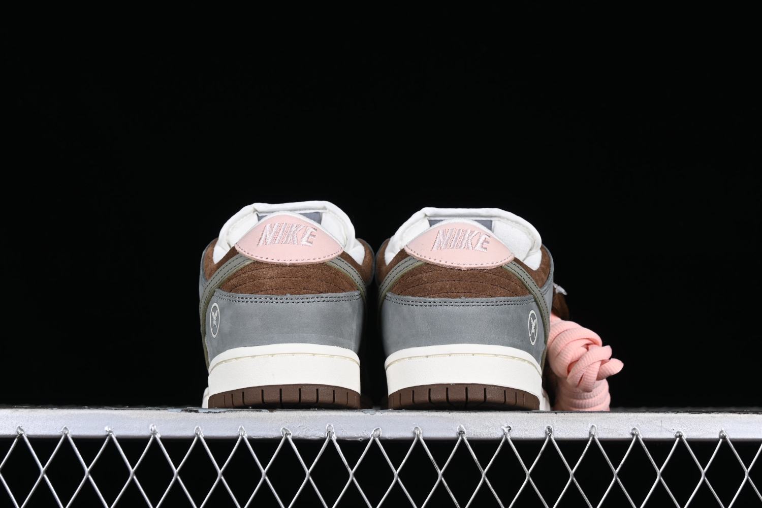 Yuto Horigome x Nk SB Dunk Low FQ1180-001