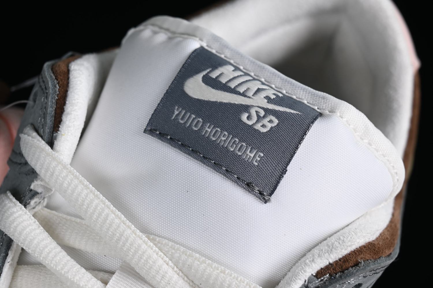 Yuto Horigome x Nk SB Dunk Low FQ1180-001