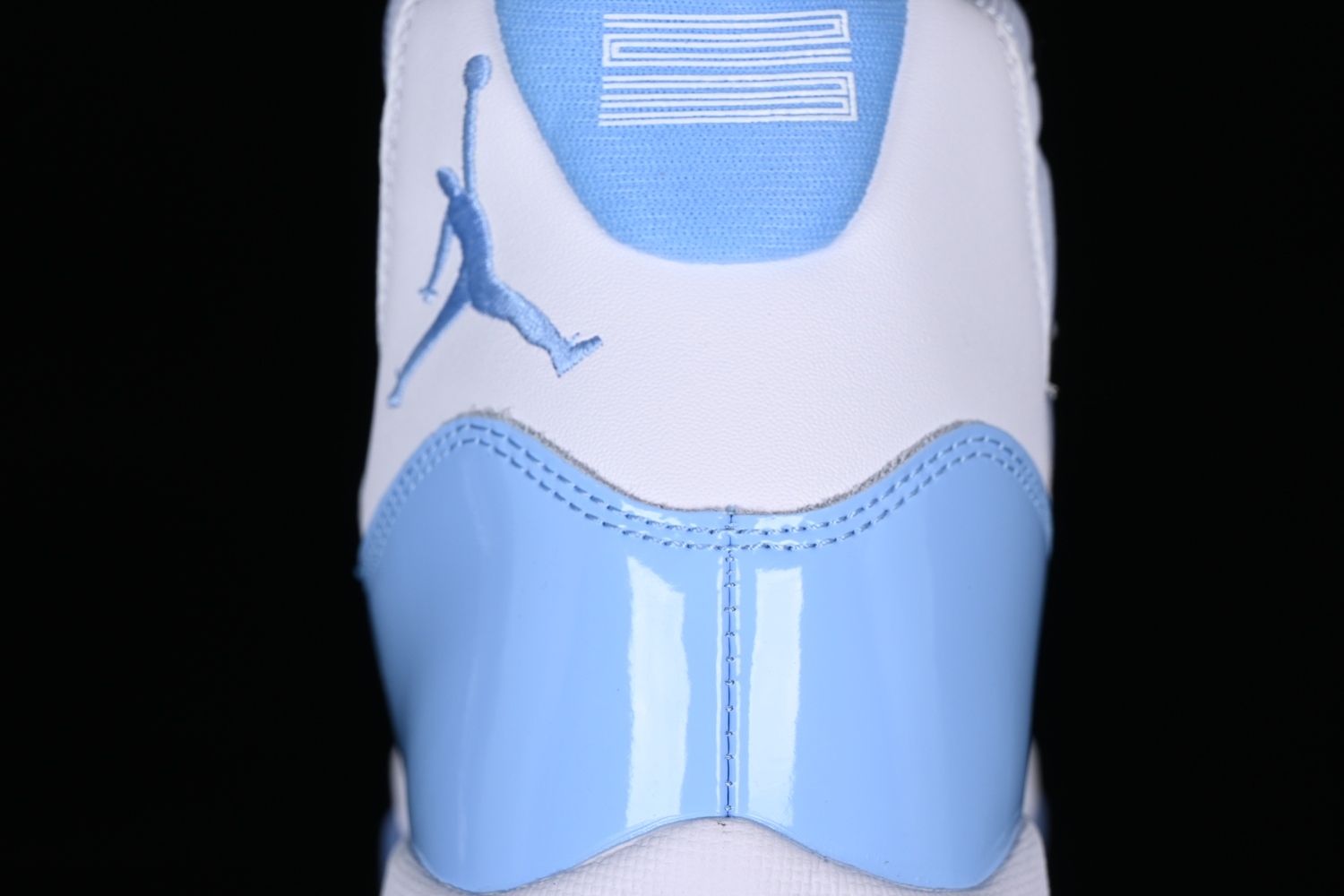Air Jordan 11 High Retro CT8012-141