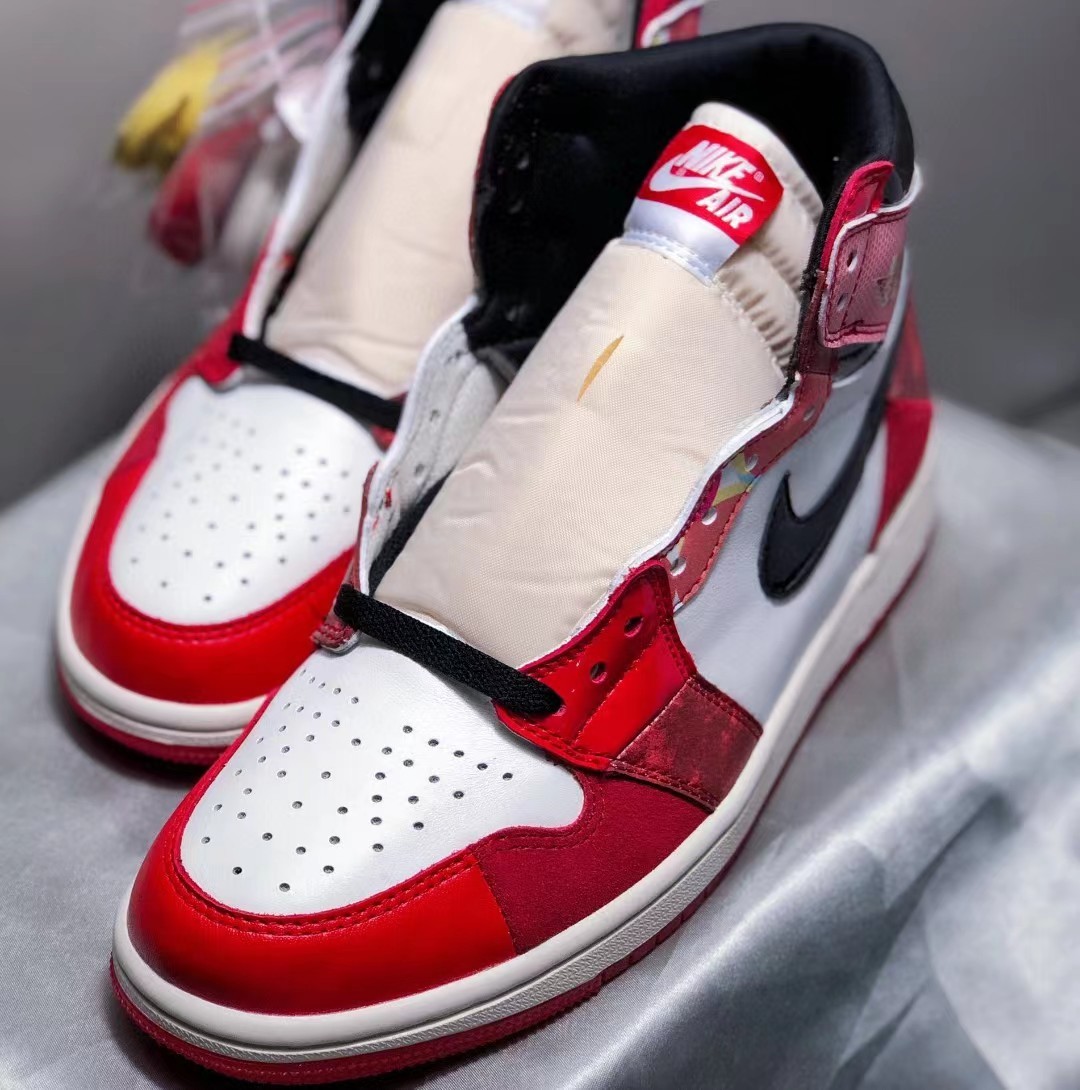 Jordan 1 High OG Spider-Man Across the Spider-Verse DV1748-601