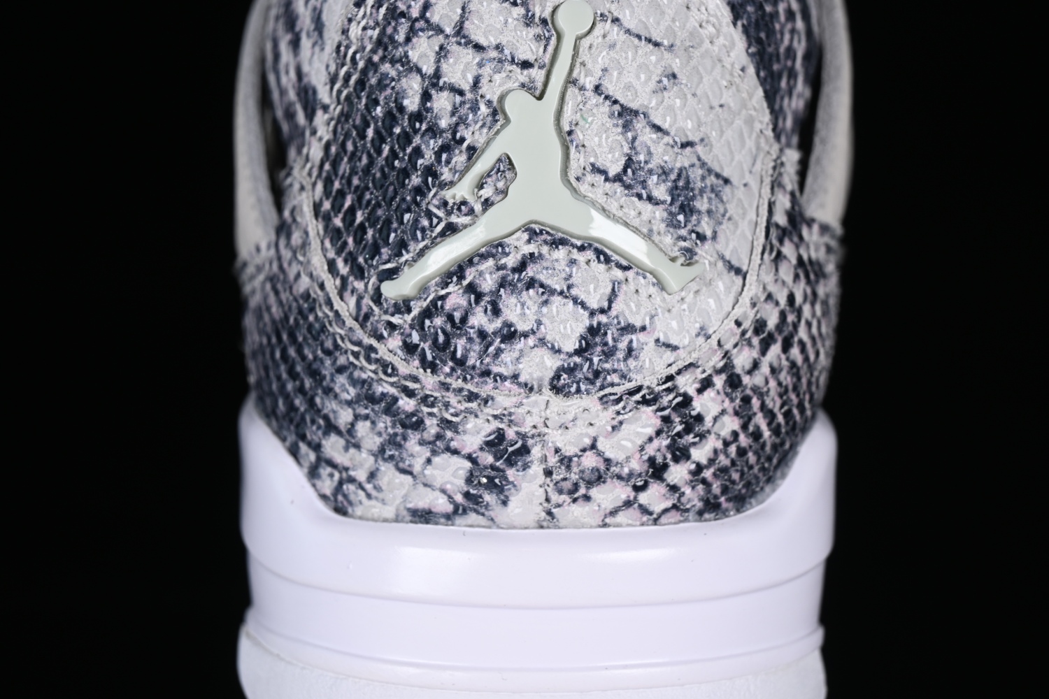 Jordan 4 Retro Snakeskin 819139-030