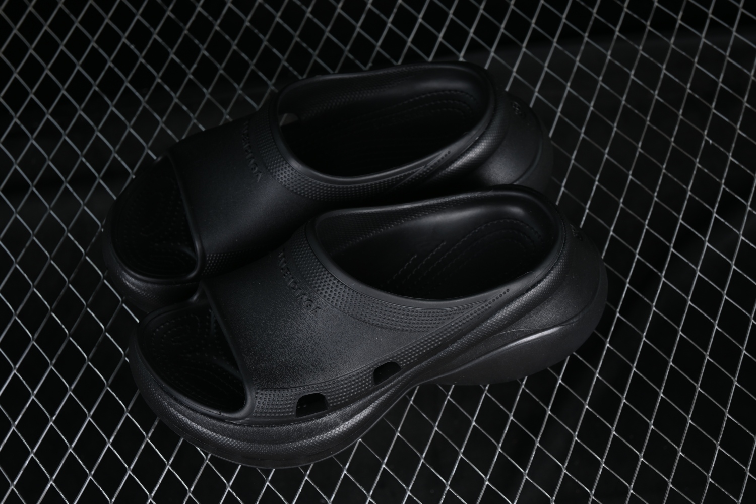 Bal**ciaga x Crocs Pool Slide Sandals Black W1S8E1000