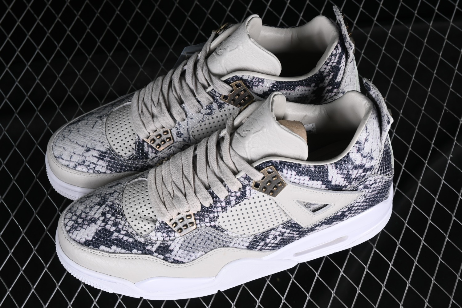 Jordan 4 Retro Snakeskin 819139-030