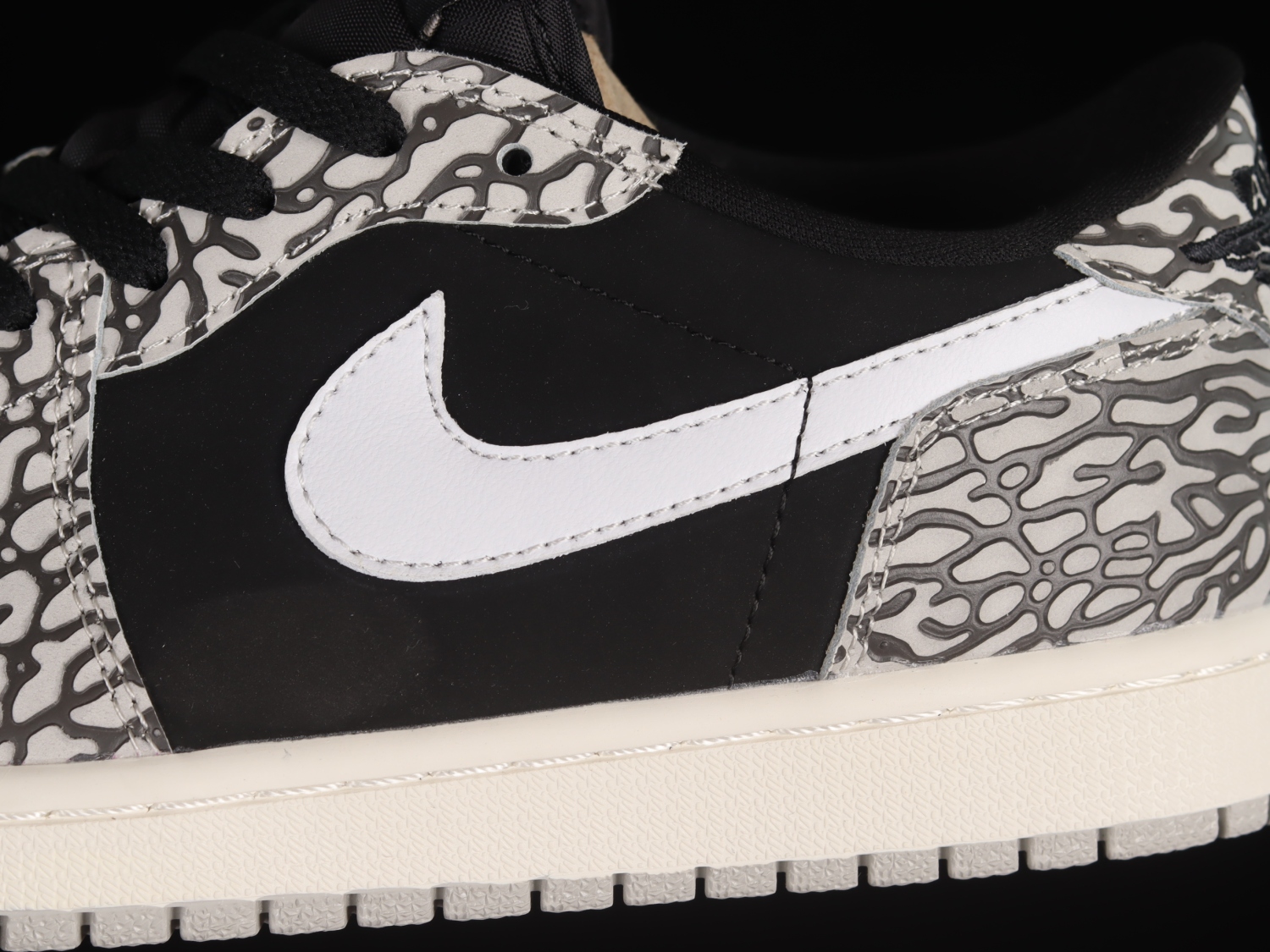 Jordan 1 Retro Low OG Black Cement CZ0790-001