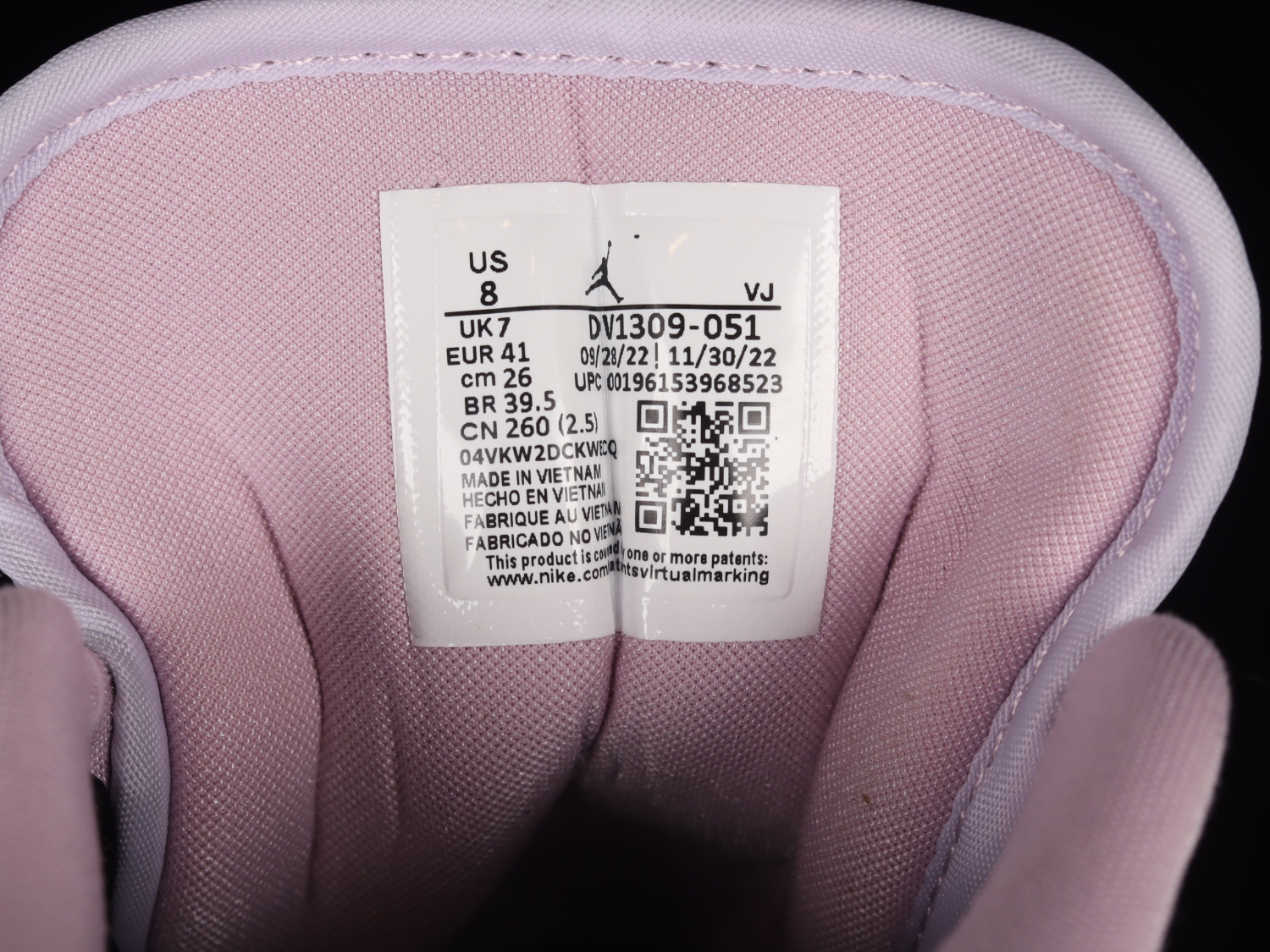 Jordan 1 Low SE Black Iced Lilac DV1309-051