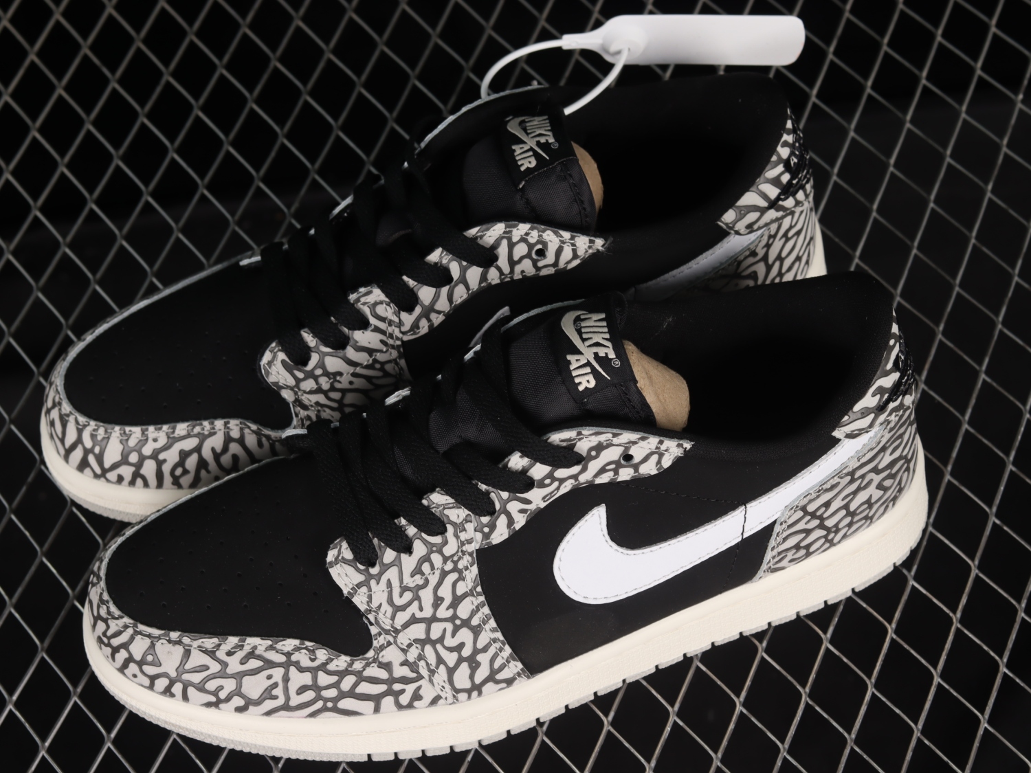 Jordan 1 Retro Low OG Black Cement CZ0790-001