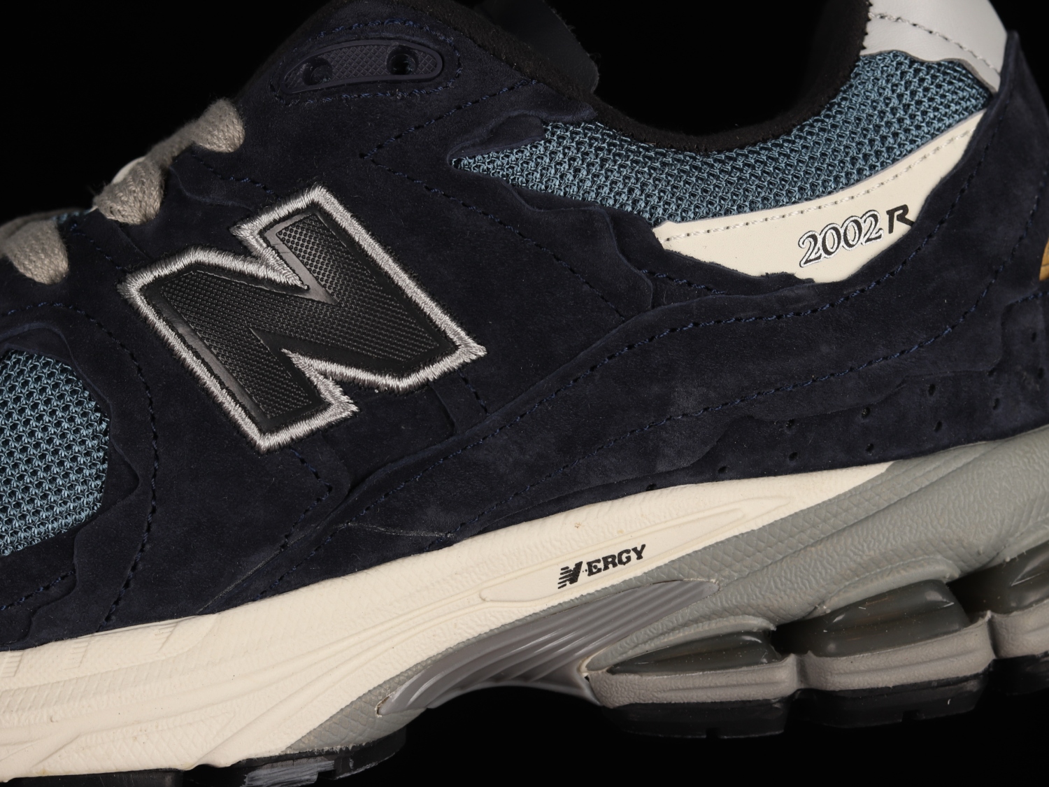 New Bal*nce 2002R Protection Pack Dark Navy M2002RDF