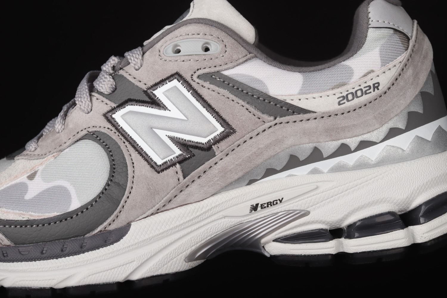 New Bal*nce 2002R BAPE Grey M2002RBG