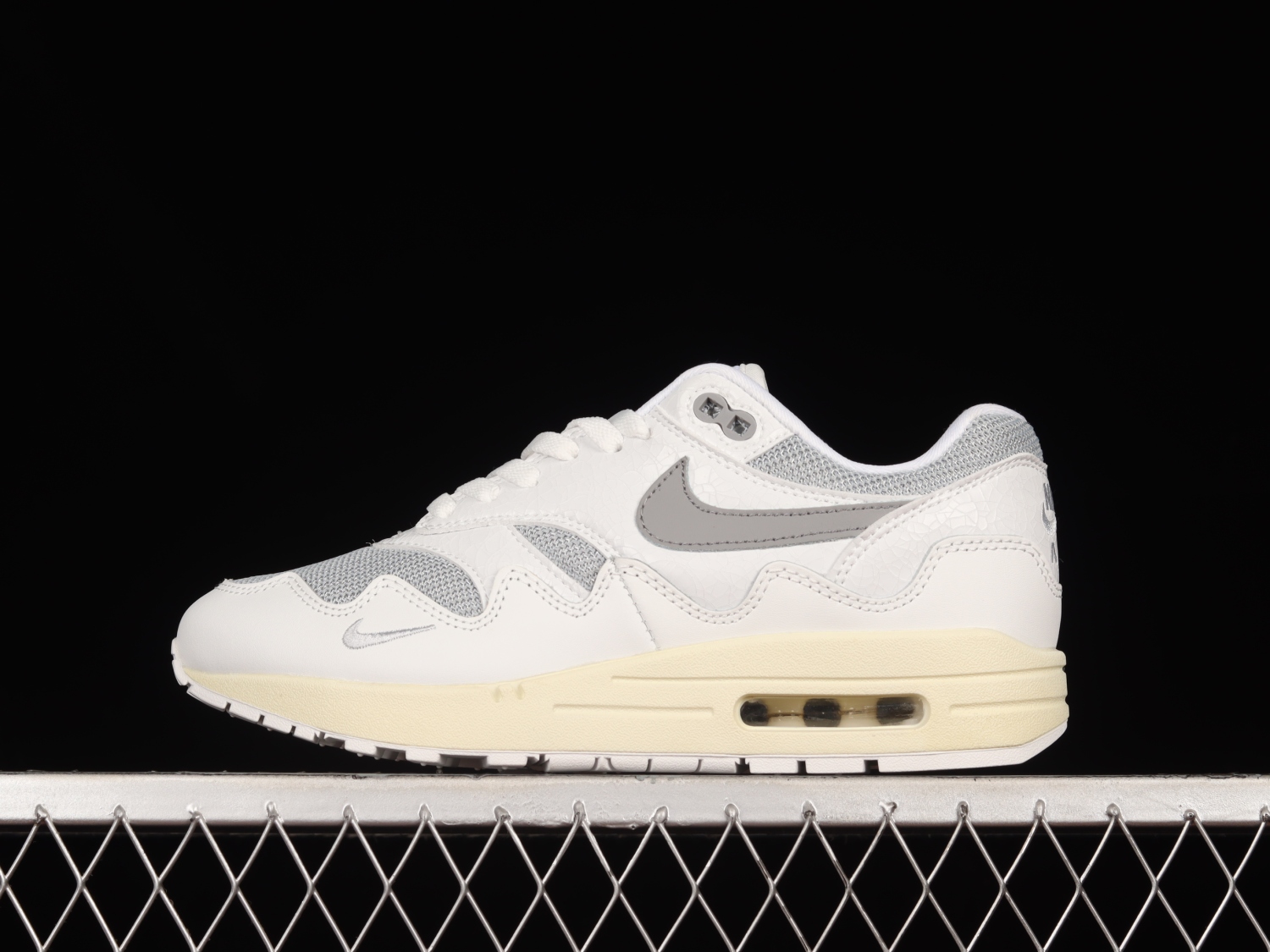 Nike Air Max 1 Patta Waves White DQ0299-100