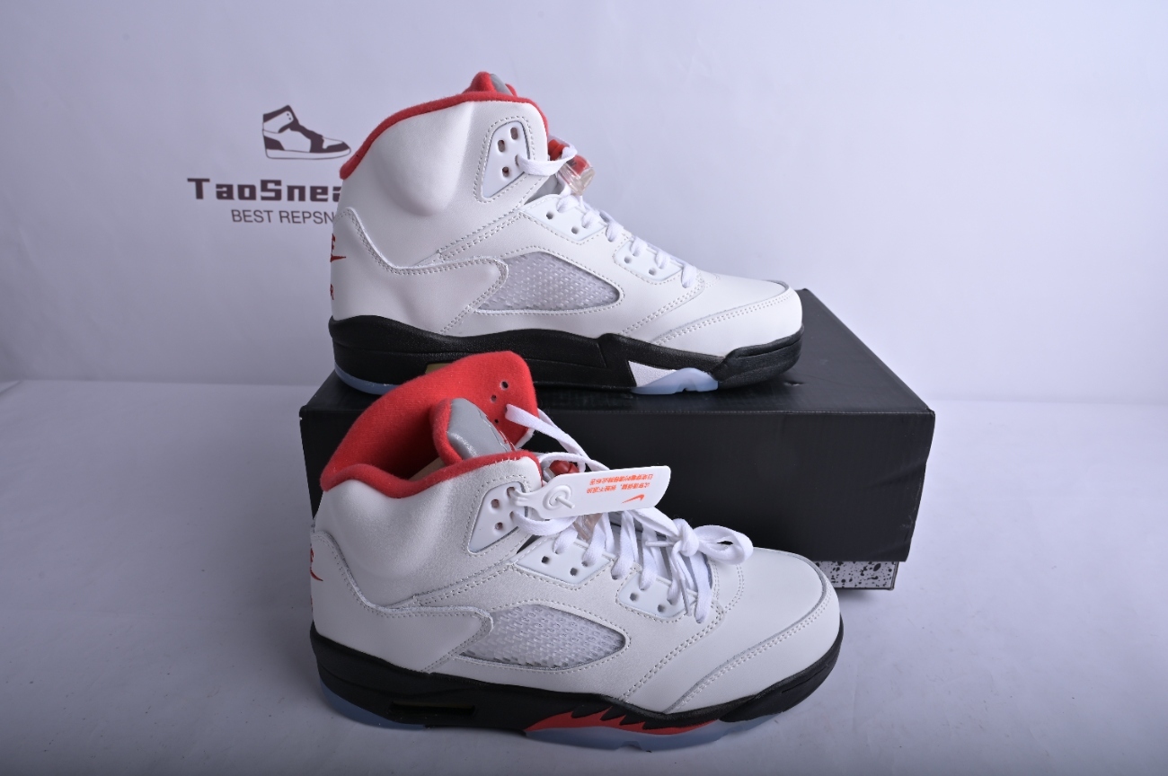 Jordan 5 Retro Fire Red Silver Tongue (2020) DA1911-102