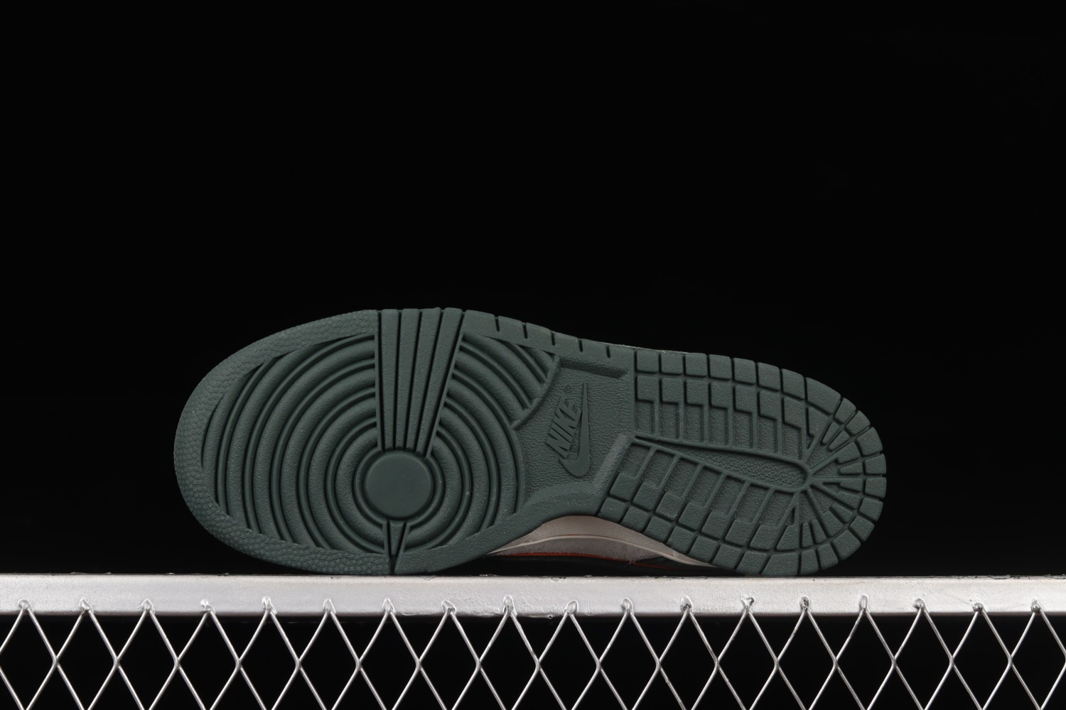 Otomo Katsuhiro x NK SB Dunk Low  Steamboy OST   LF0039-007