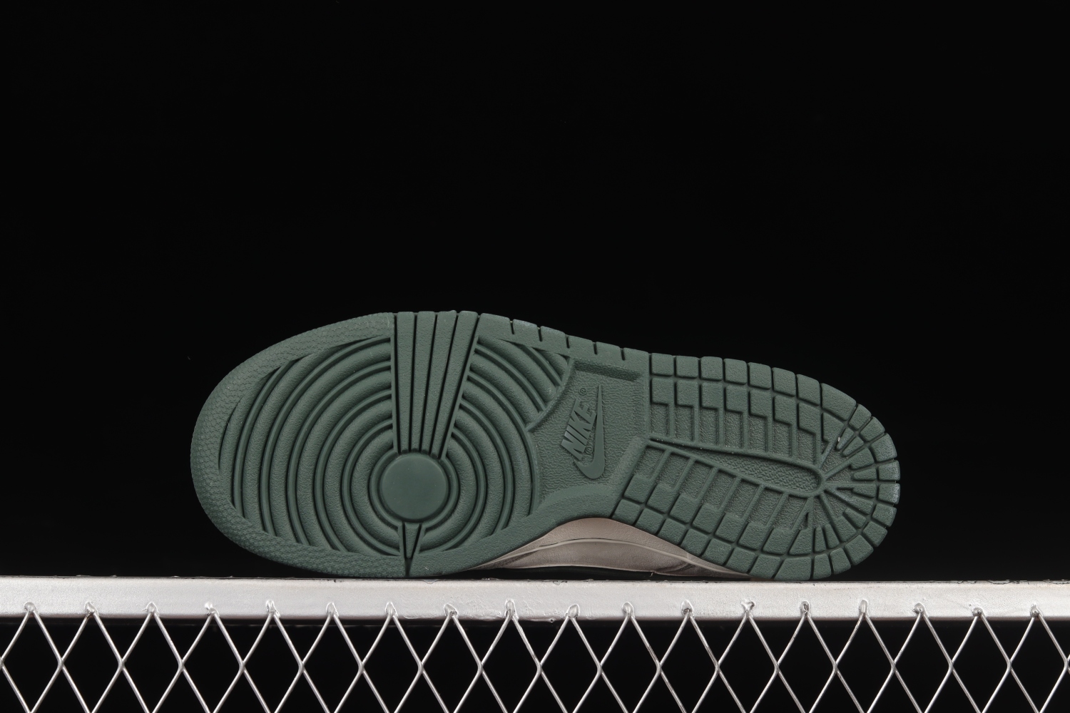 Otomo Katsuhiro x NK SB Dunk Low  Steamboy OST  LF0039-011