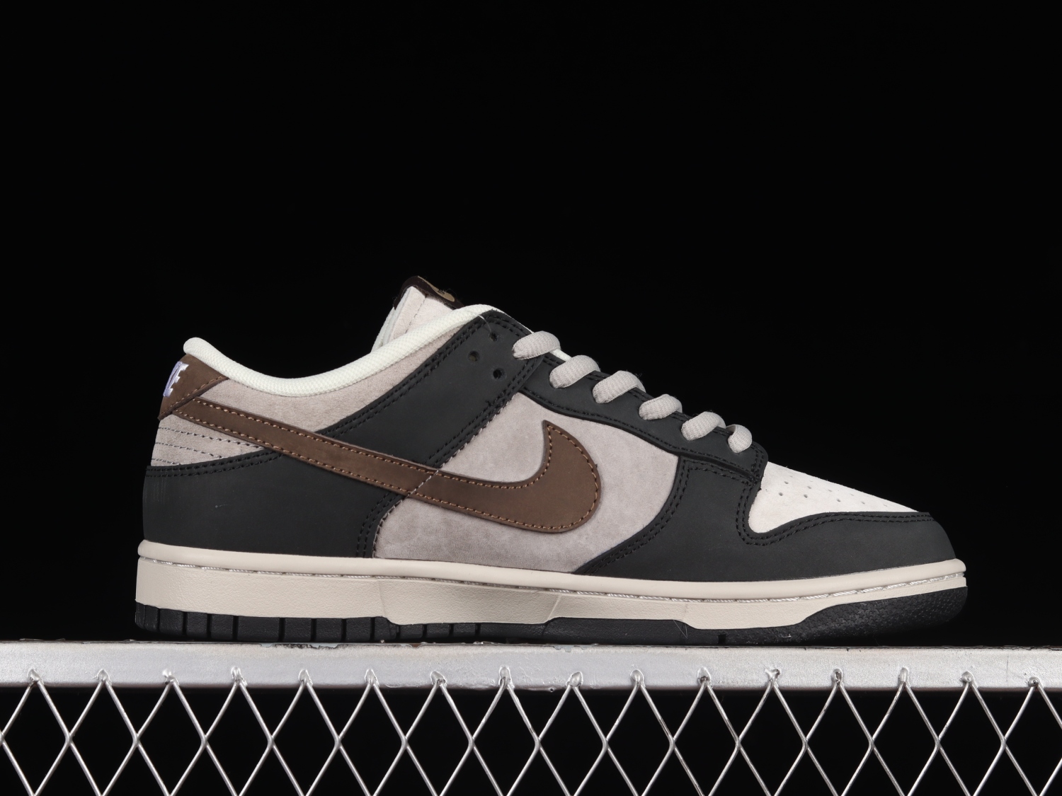 Otomo Katsuhiro x Nk SB Dunk Low  Steamboy OST  LF0039-003