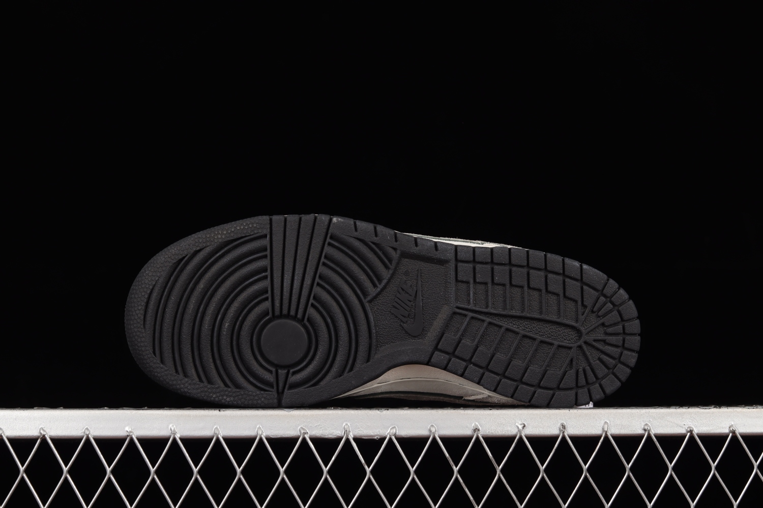 Otomo Katsuhiro x Nk SB Dunk Low  Steamboy OST  LF0039-012