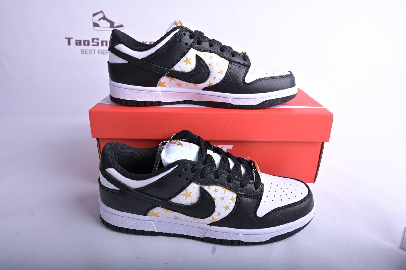 Nike SB Dunk Low Supreme Stars Black (2021) DH3228-102