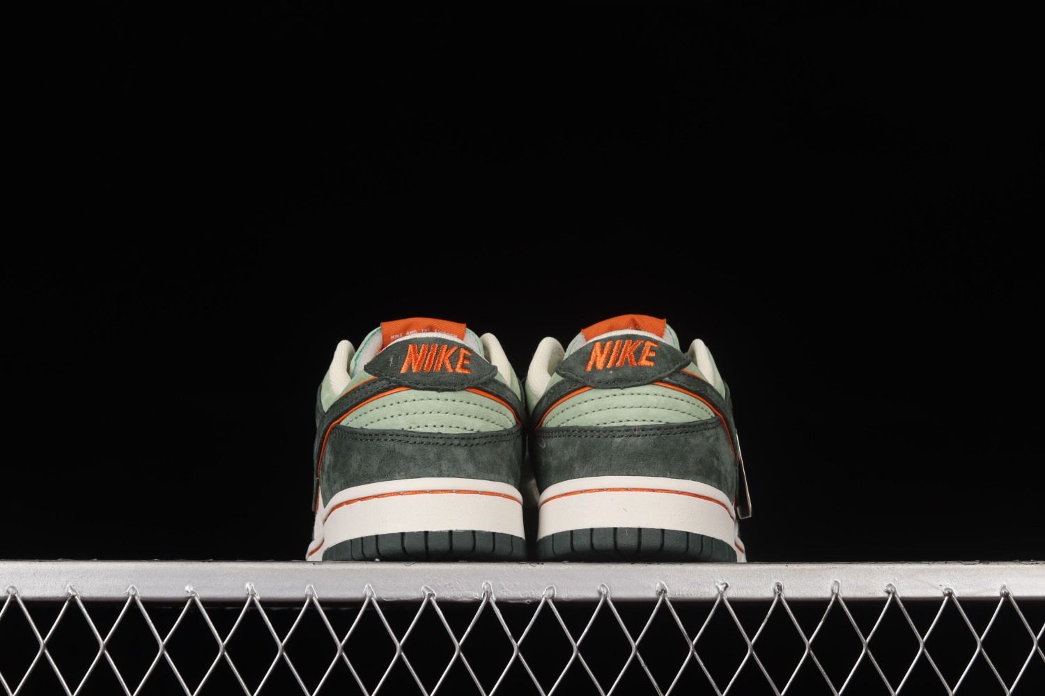 Otomo Katsuhiro x NK SB Dunk Low  Steamboy OST   LF0039-007