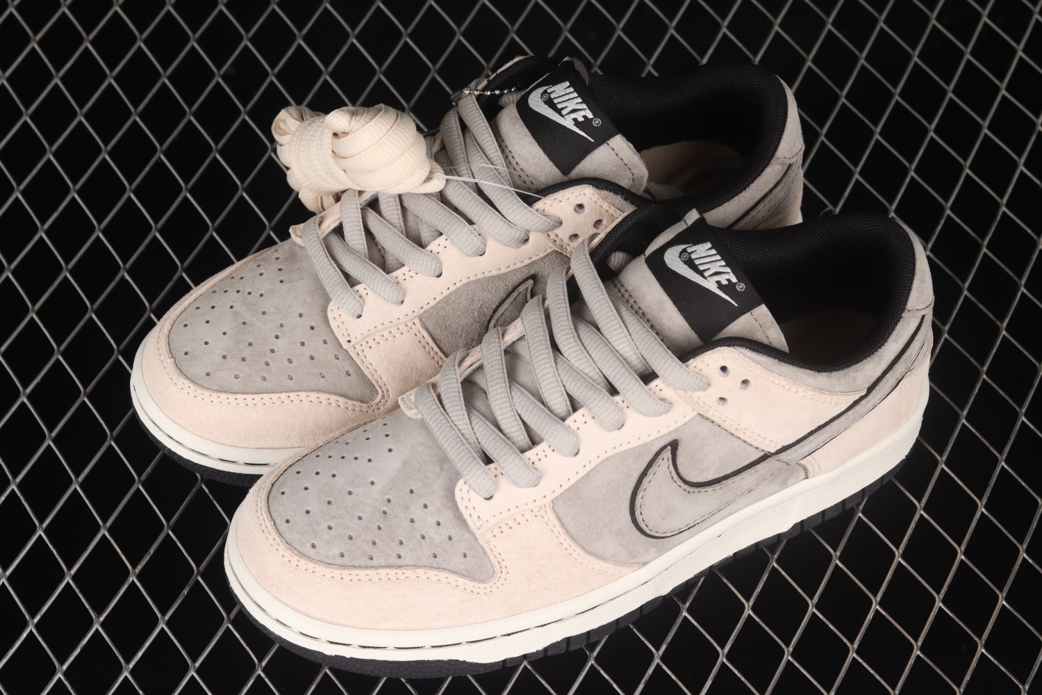 Otomo Katsuhiro x NK SB Dunk Low  Steamboy OST  LF0039-006