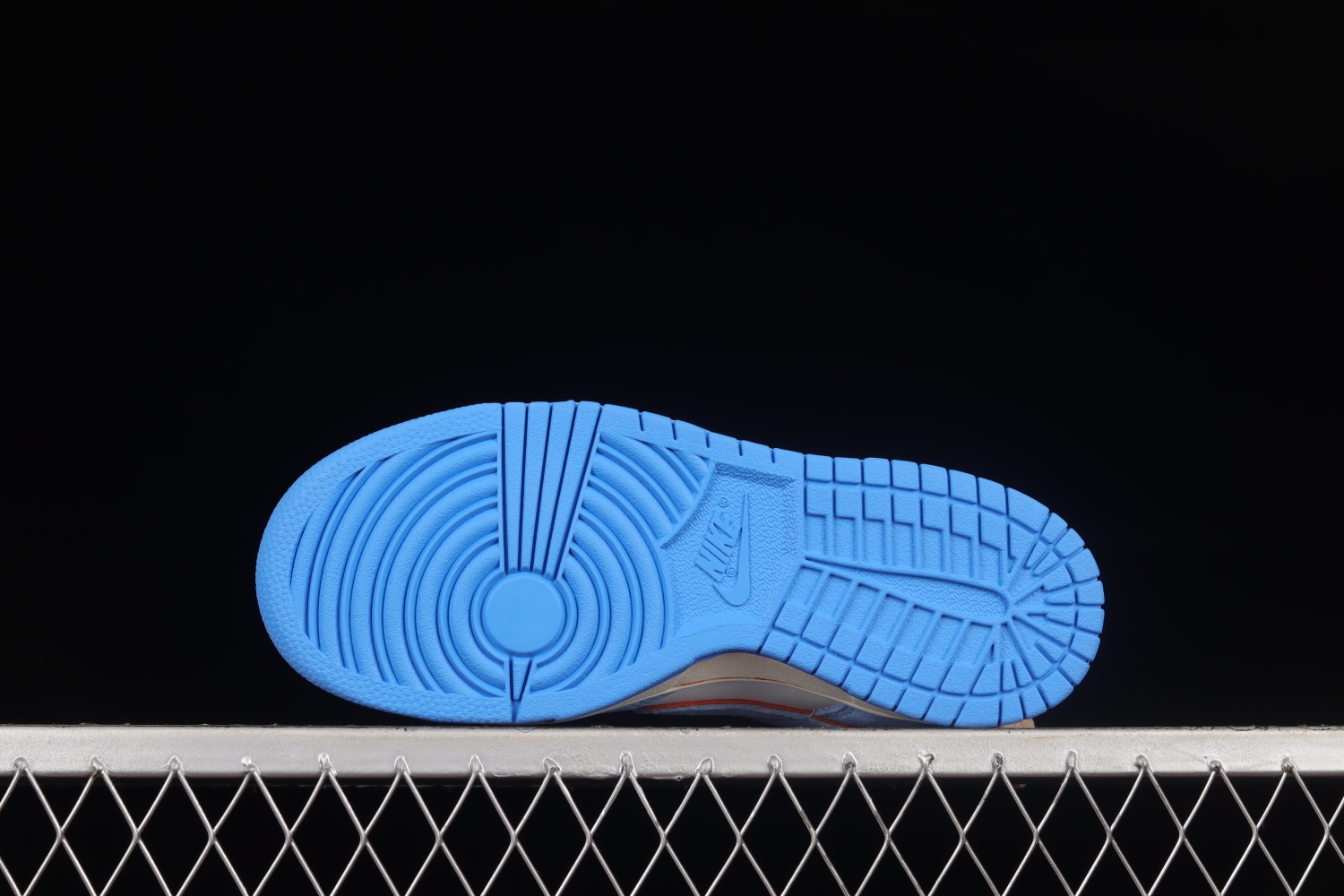 Otomo Katsuhiro x NK SB Dunk Low  Steamboy OST  LF0039-009